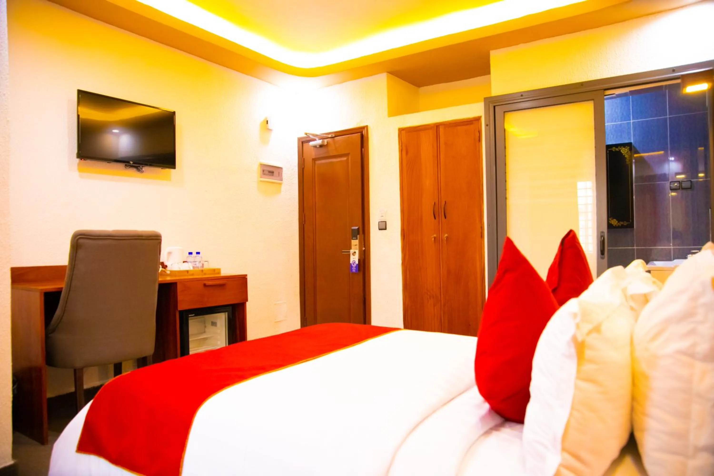 Bedroom, Bed in Hotel La Casa Cielo