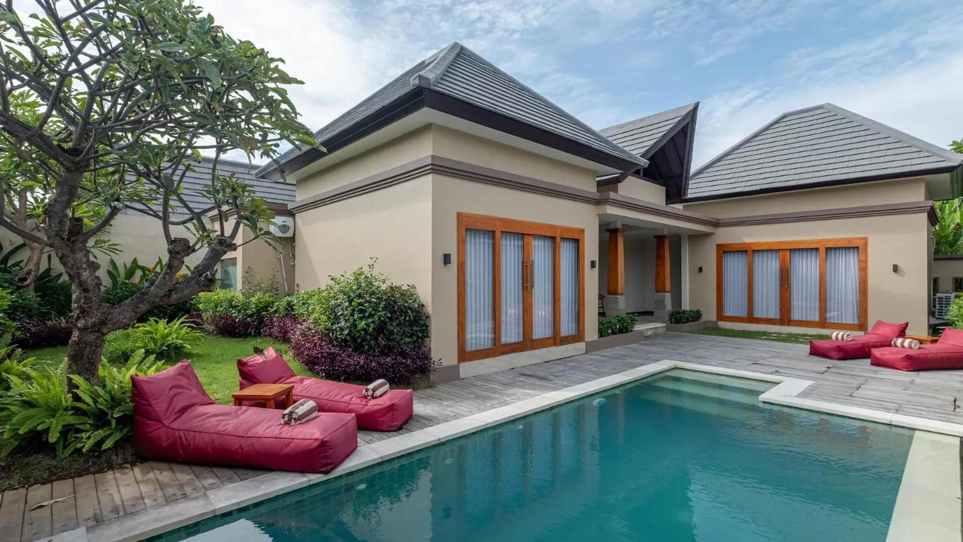 Swimming pool in The Grand Villandra Resort Lovina