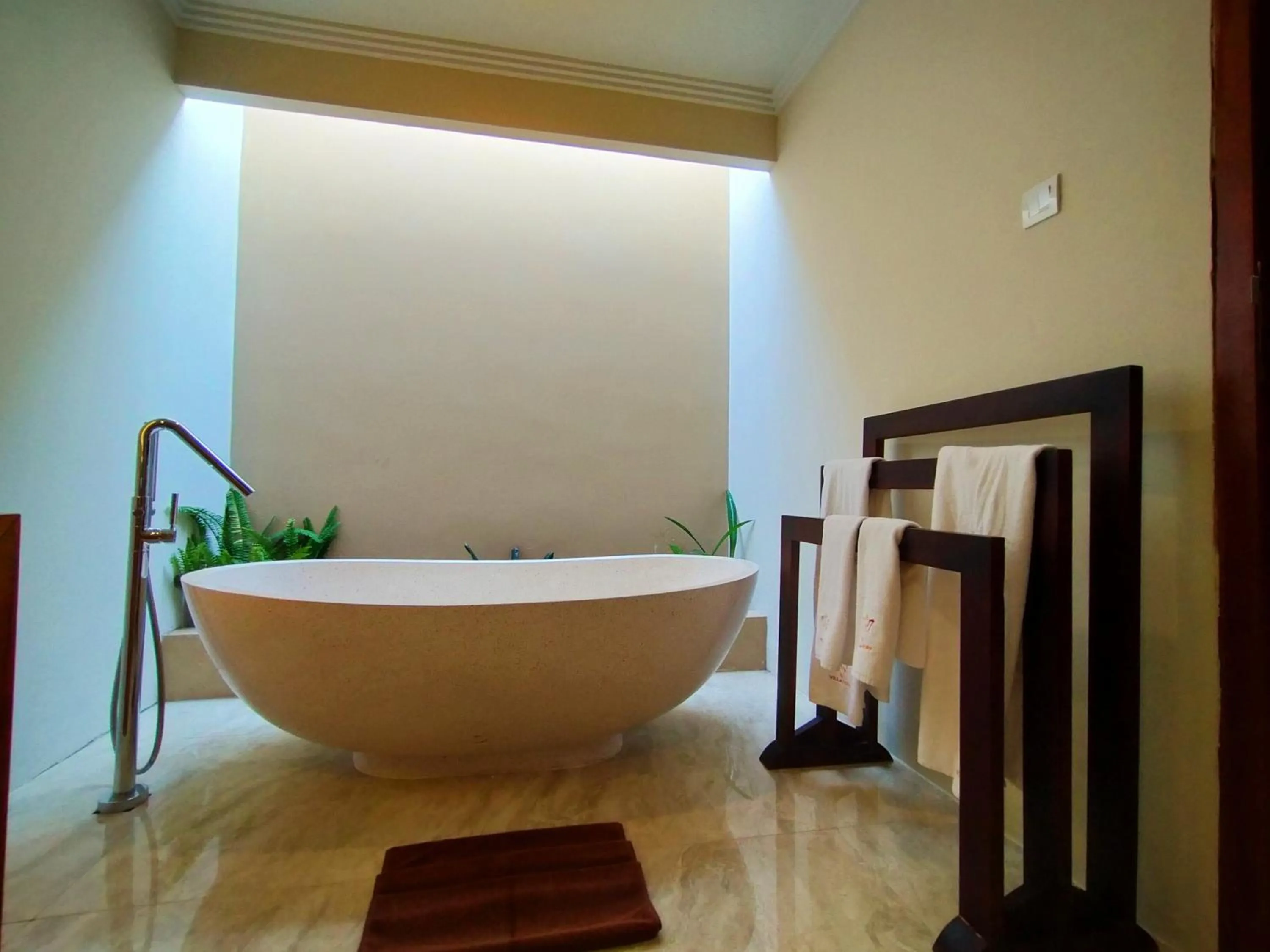 Bathroom in The Grand Villandra Resort Lovina