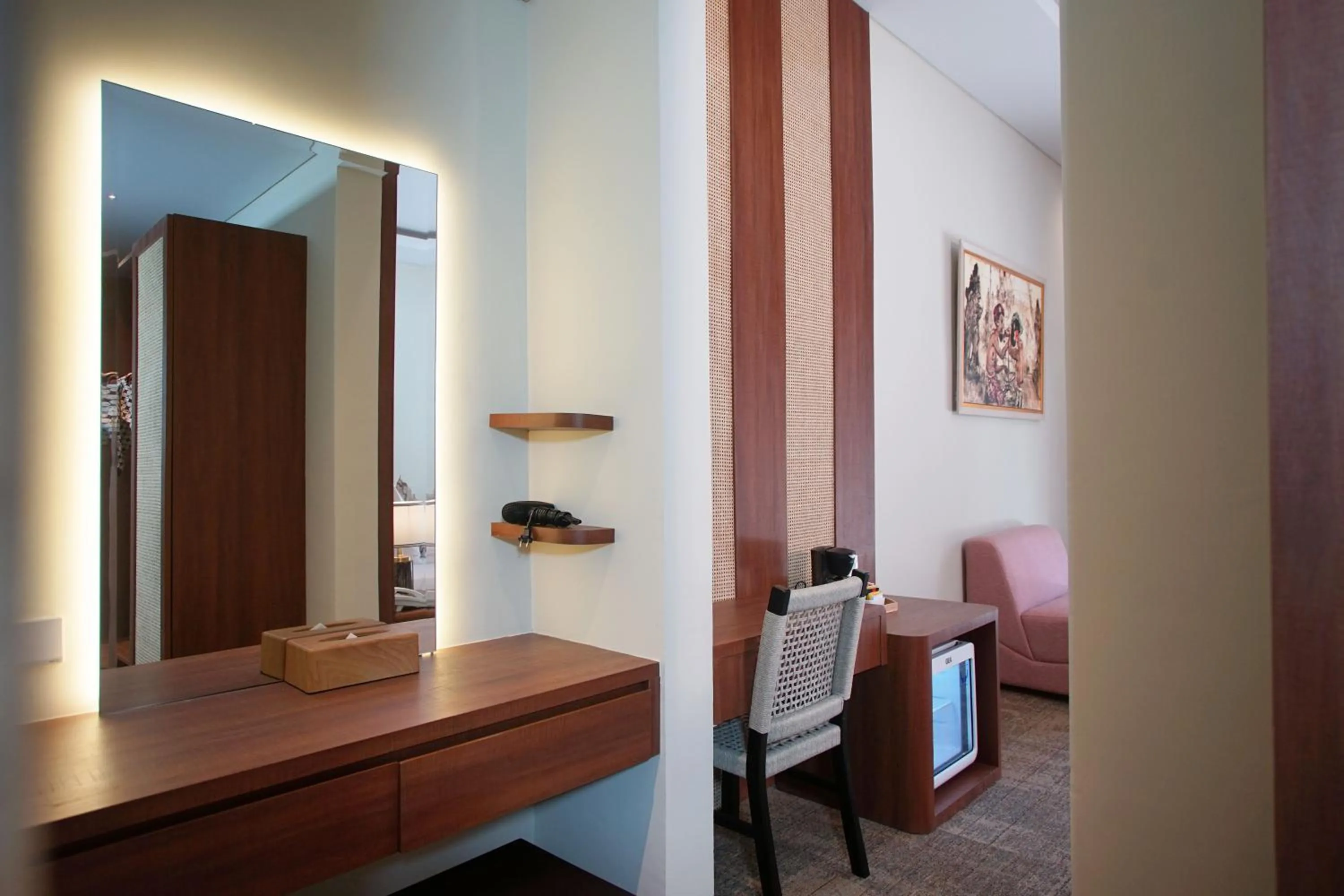 wardrobe in The Grand Villandra Resort Lovina