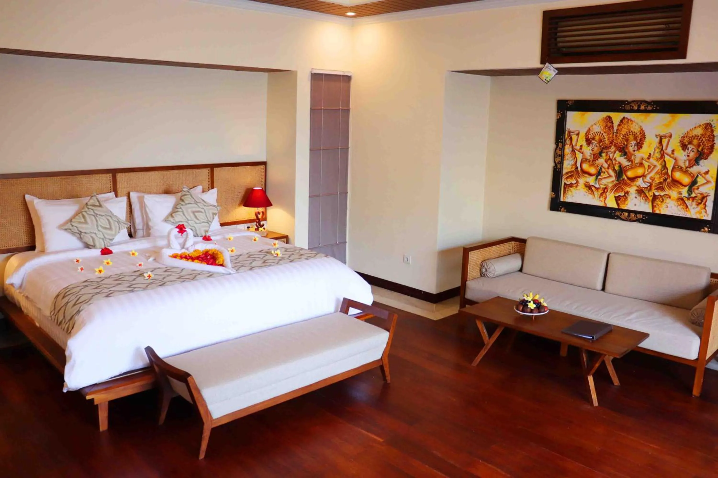 Bedroom, Bed in The Grand Villandra Resort Lovina