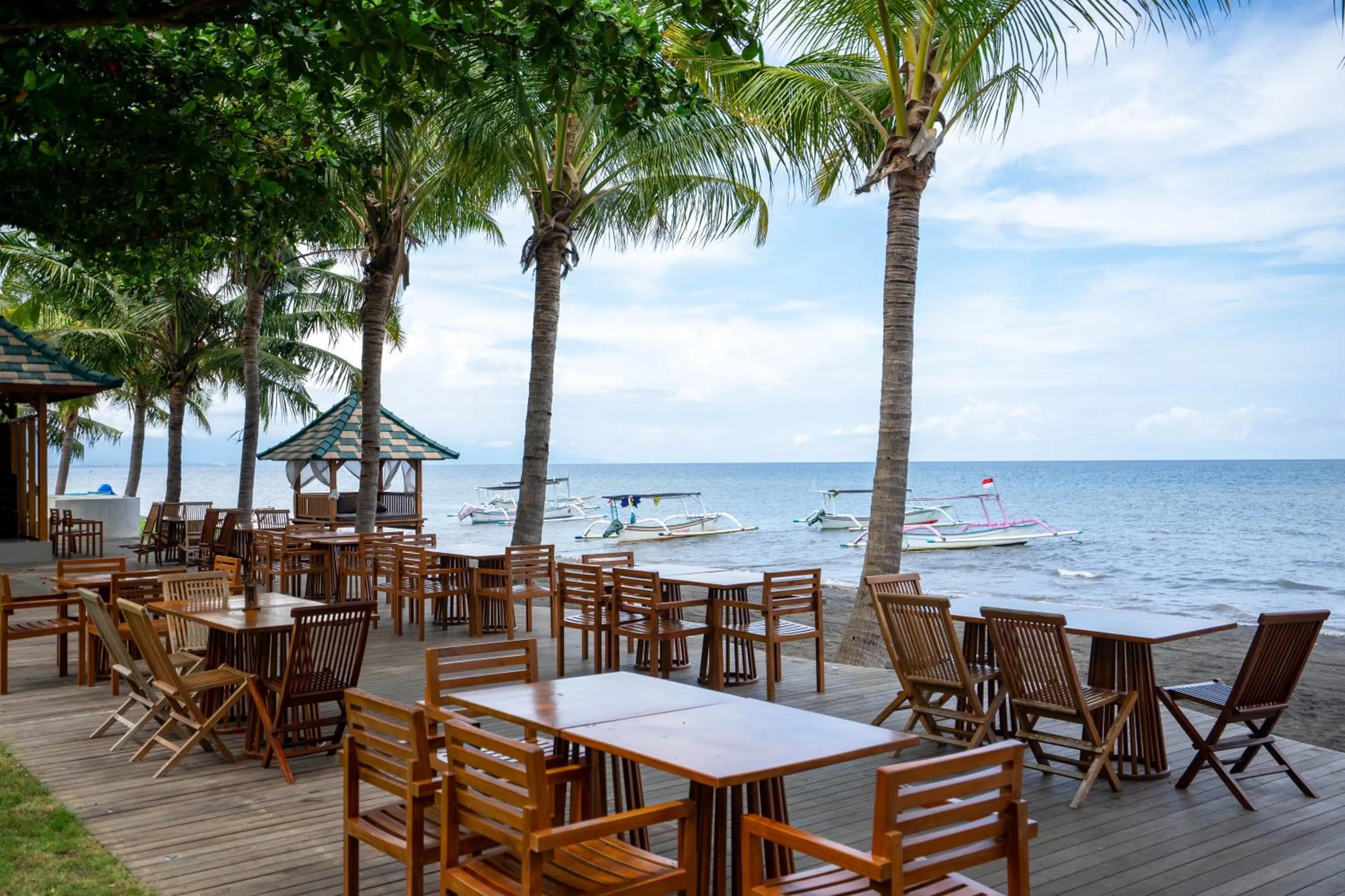 Restaurant/places to eat in The Grand Villandra Resort Lovina