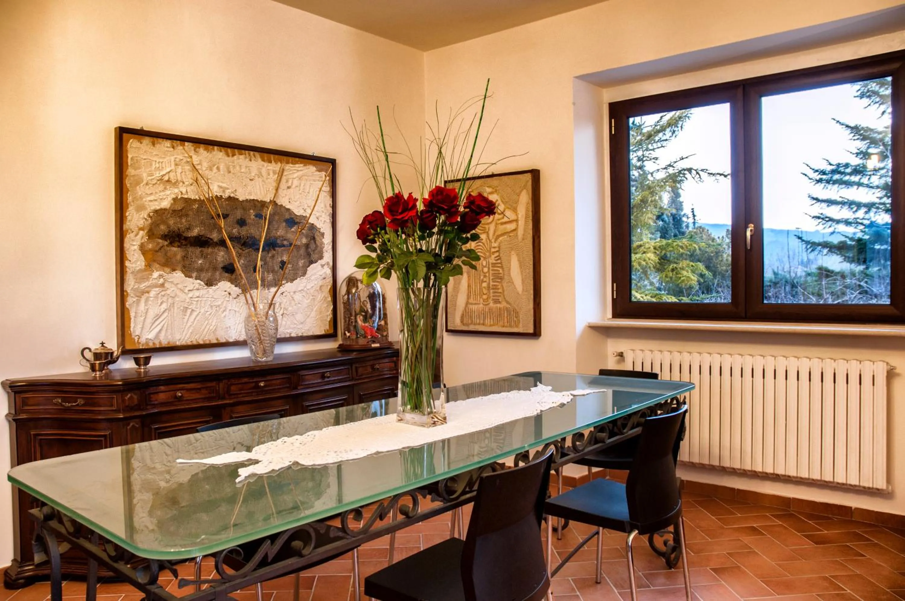 Dining area in La Sorgente