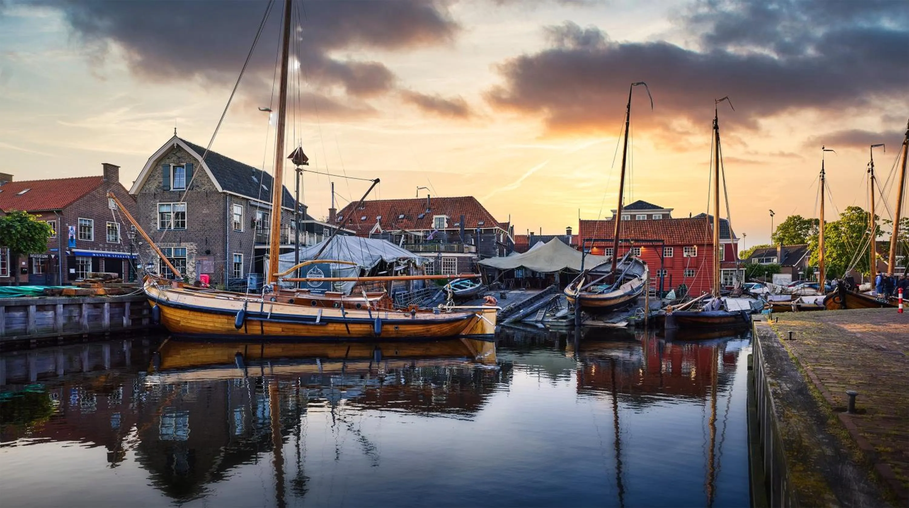 Nearby landmark in B&B Hartje Spakenburg