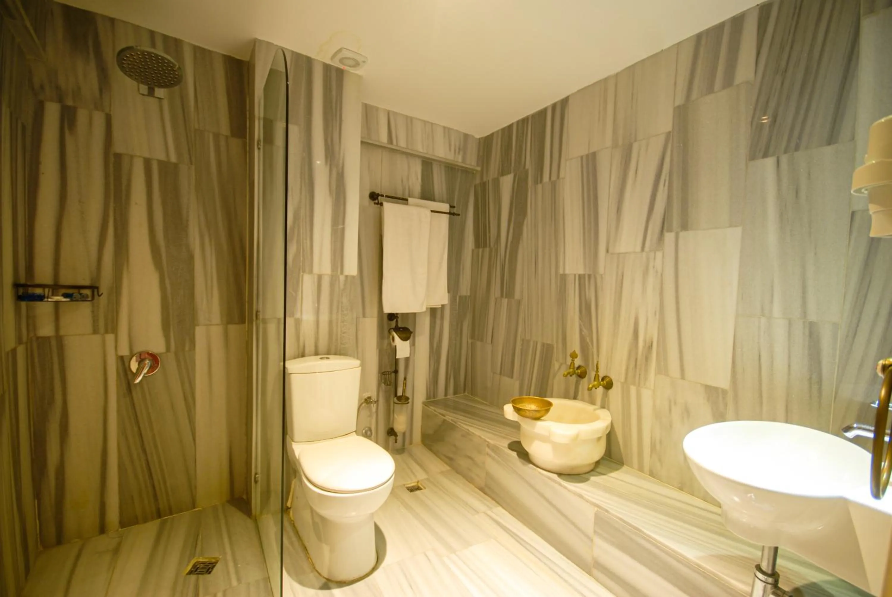 Bathroom in Sultanahmet Enjoyer Suites