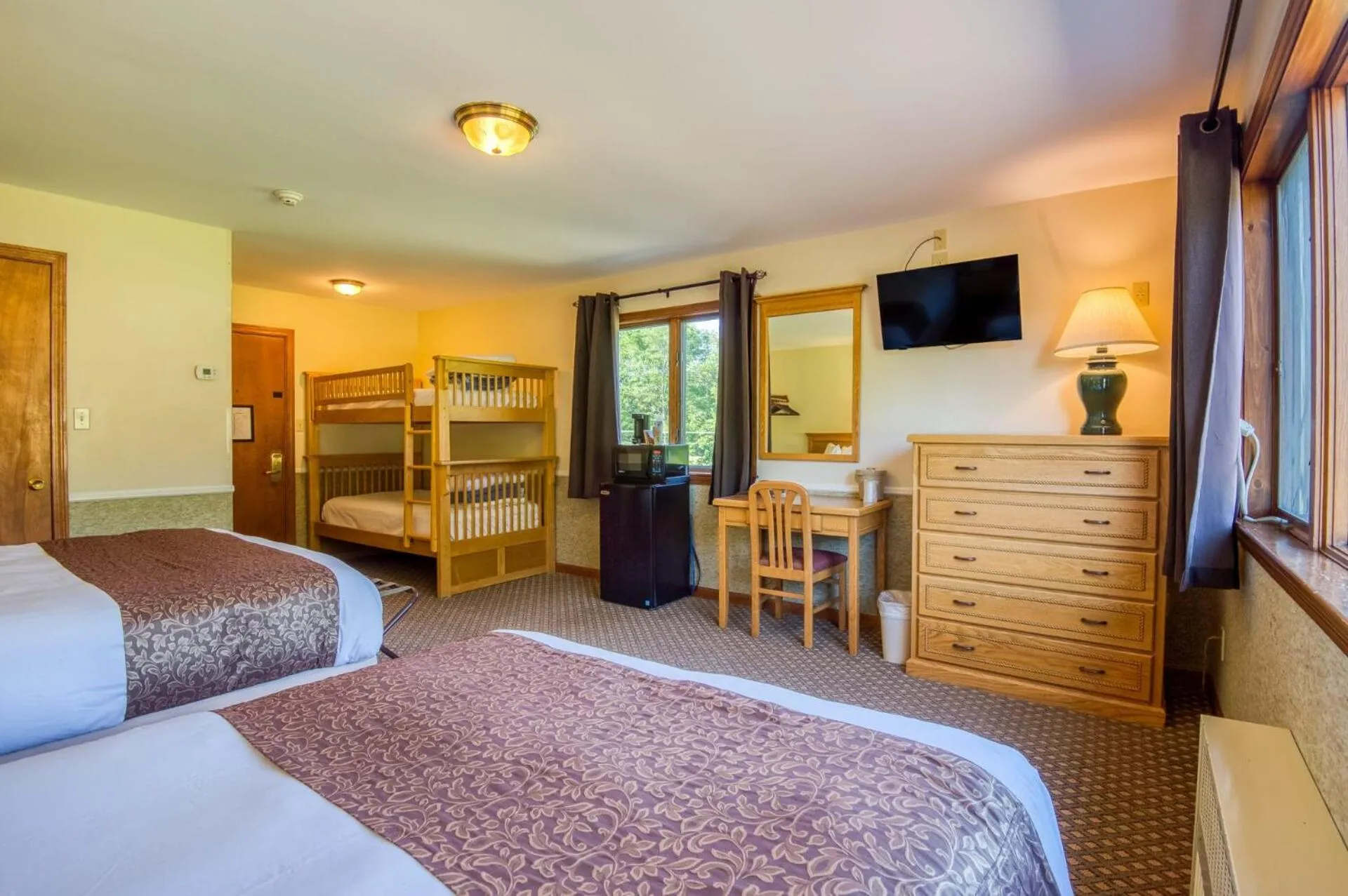 Bed in Purity Spring Resort