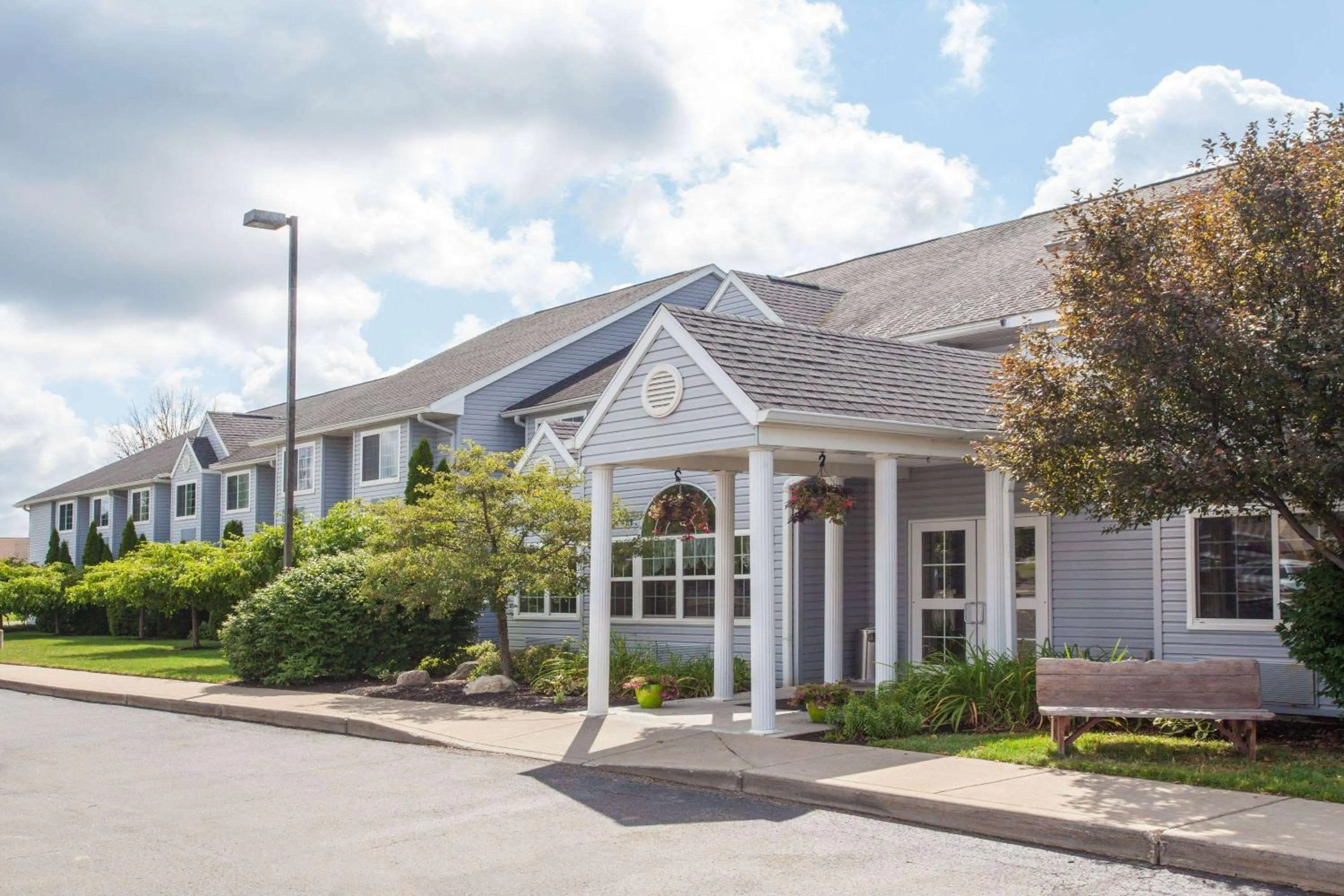 Property building in Microtel Inn & Suites Springville