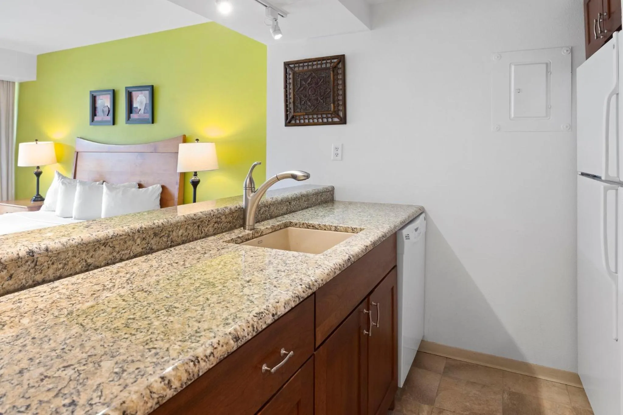 Communal kitchen in Aspen Ridge Condominiums by Vail Resorts