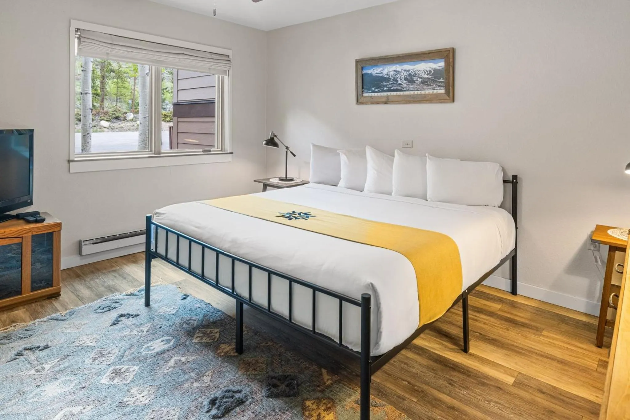 Bedroom, Bed in Aspen Ridge Condominiums by Vail Resorts