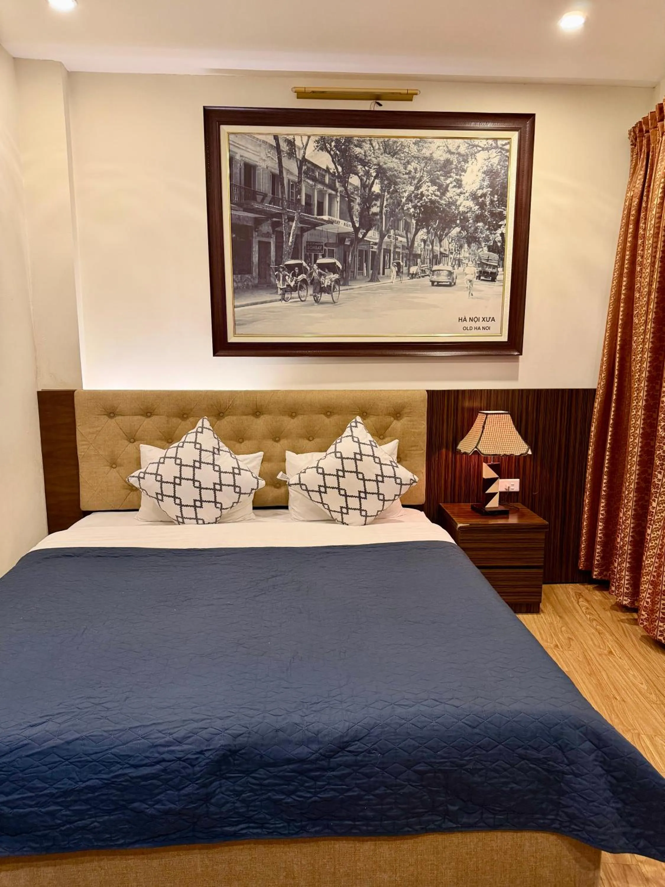 Bed in Hanoi Street Hotel