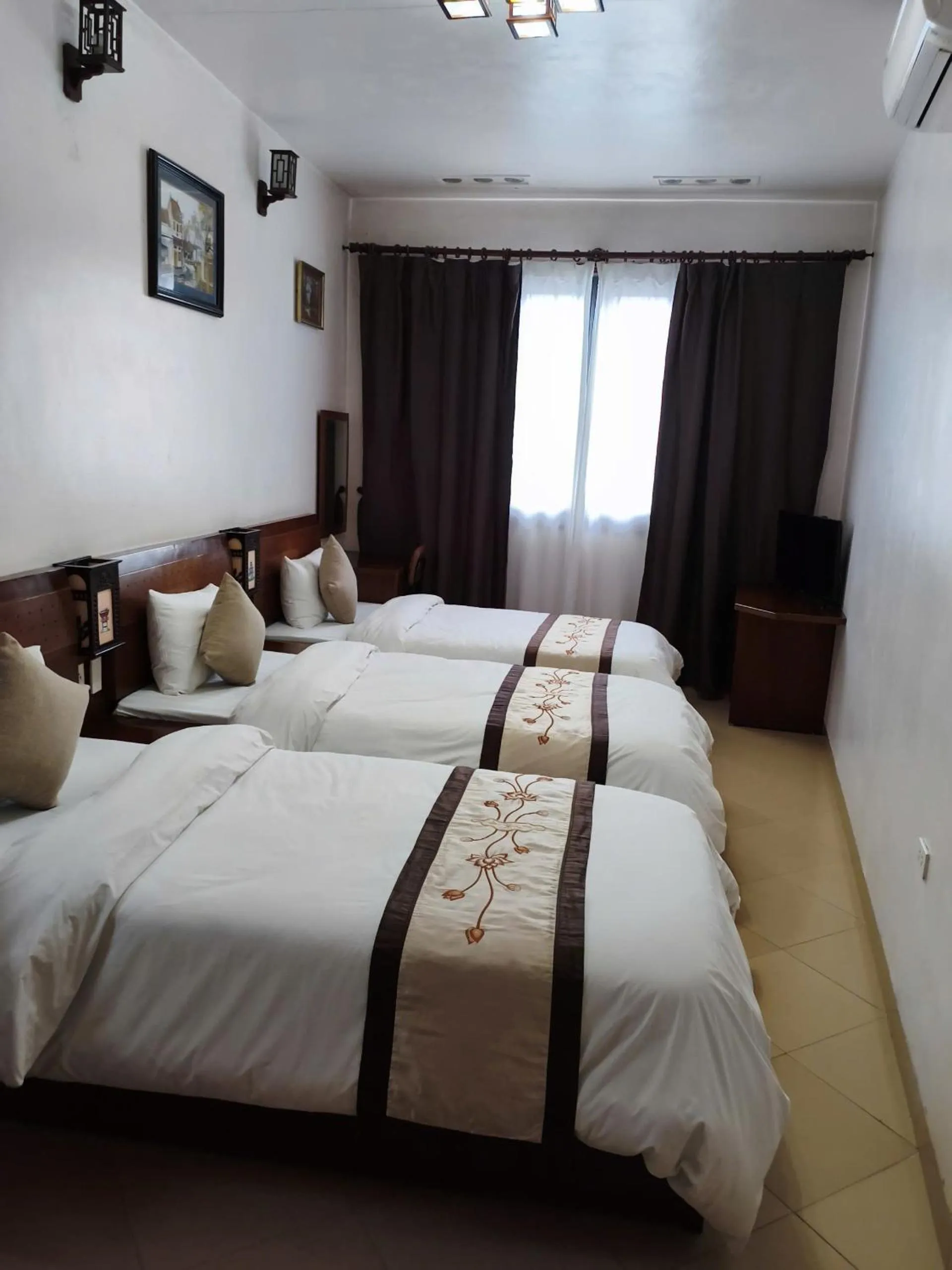 Bed in Hanoi Street Hotel