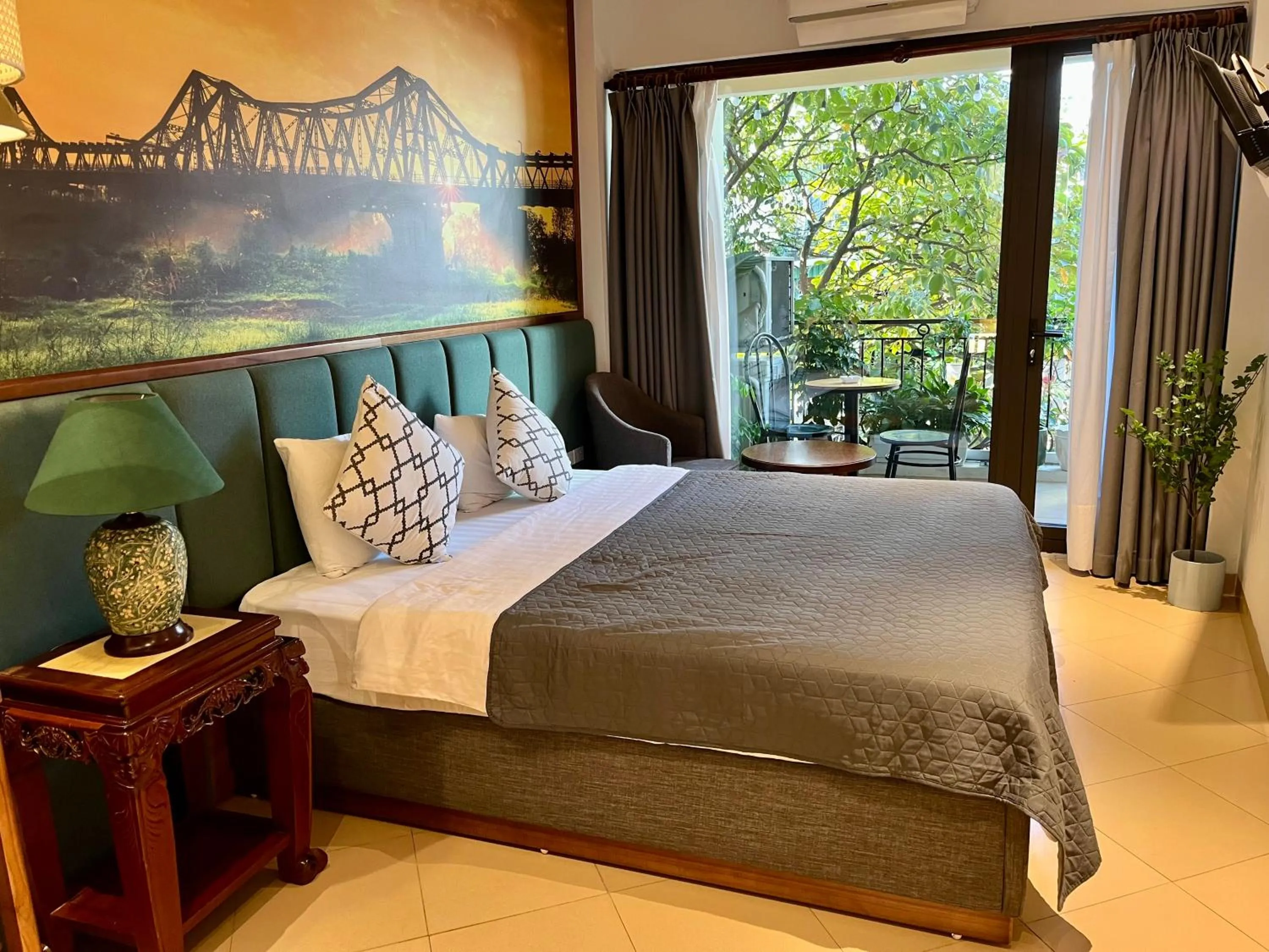 Bed in Hanoi Street Hotel