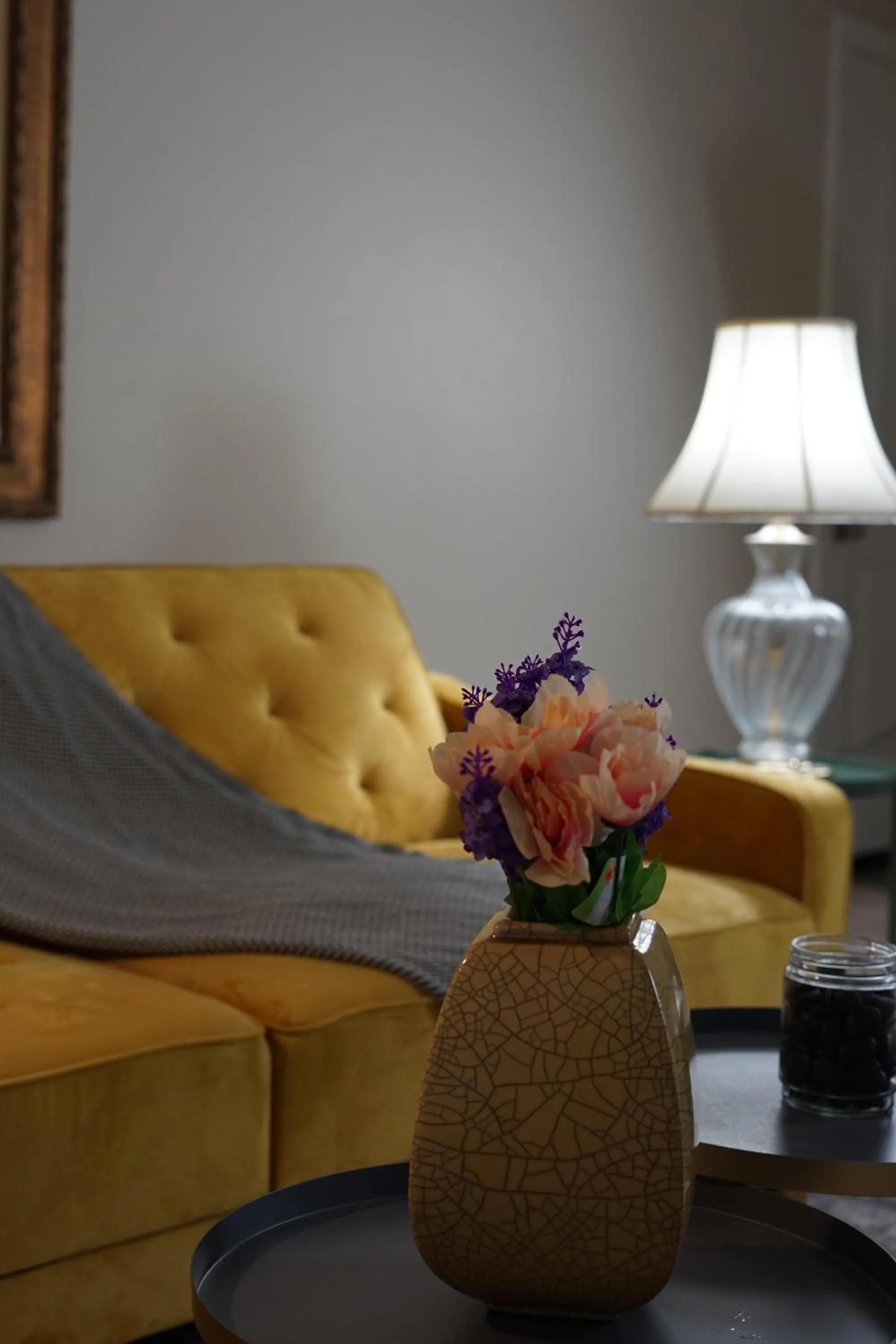 Living room in Sleepover 1BD 1BA Oklahoma City Apartments