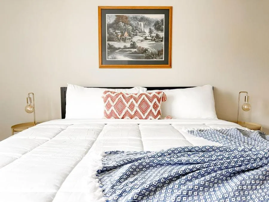 Bedroom, Bed in Sleepover 1BD 1BA Oklahoma City Apartments