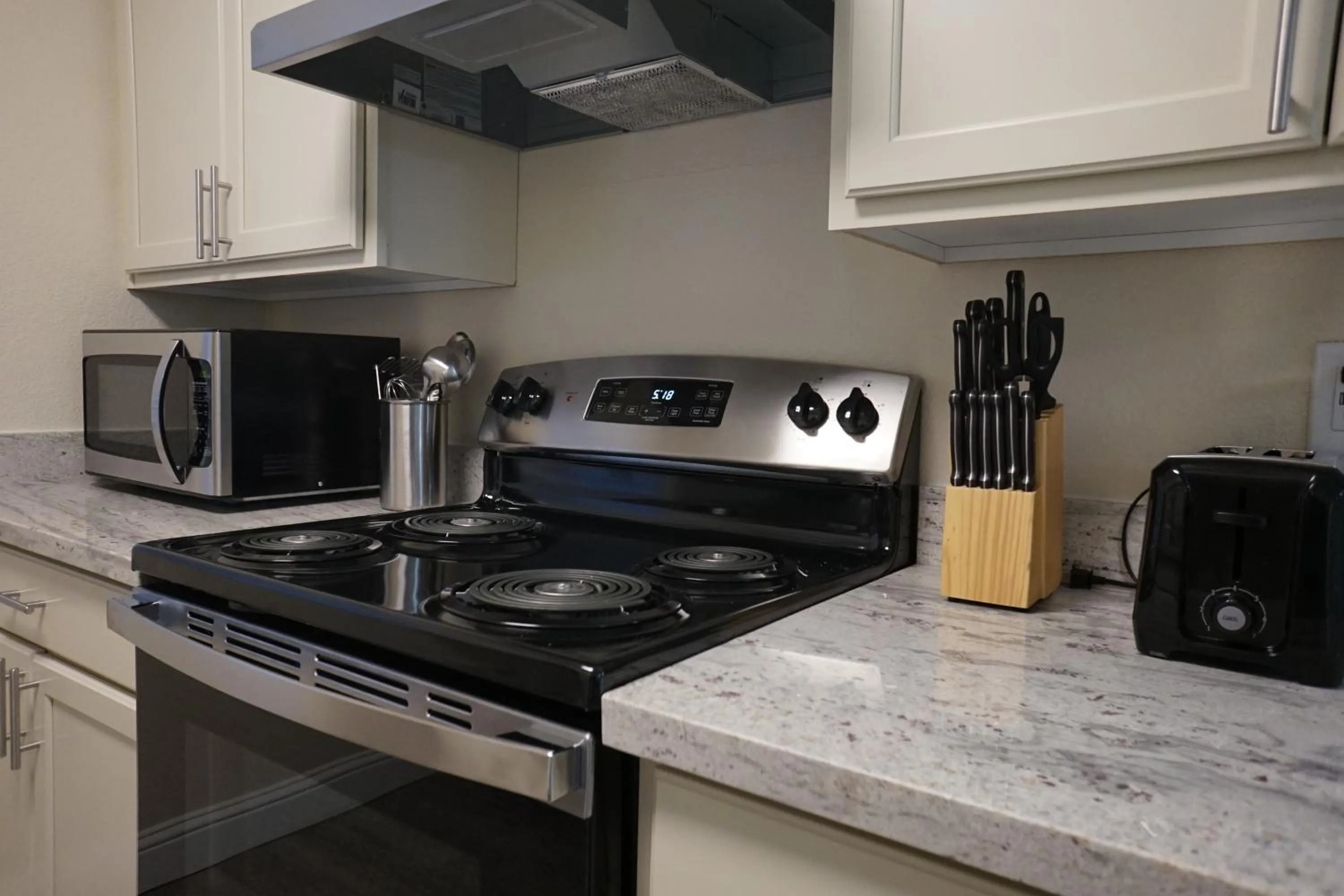 Kitchen or kitchenette in Sleepover 1BD 1BA Oklahoma City Apartments