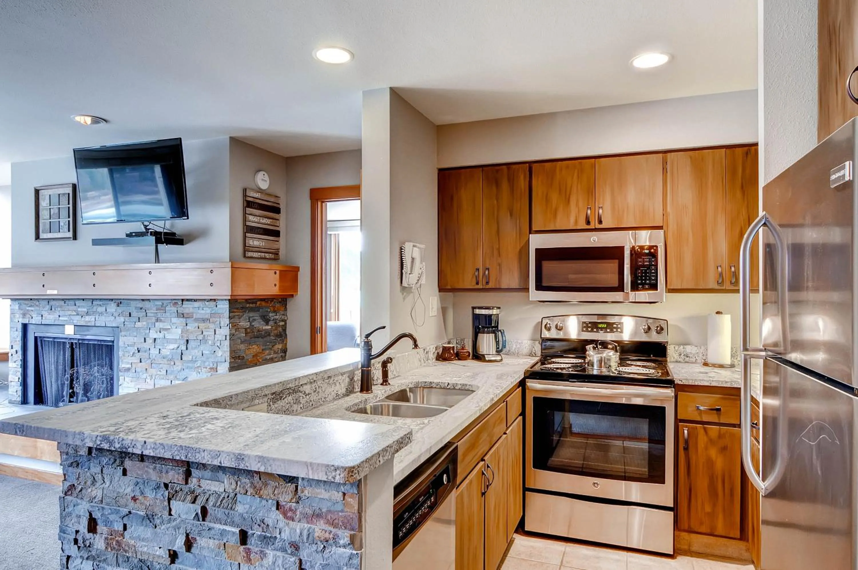 Kitchen or kitchenette in Lakeside Village by Vail Resorts