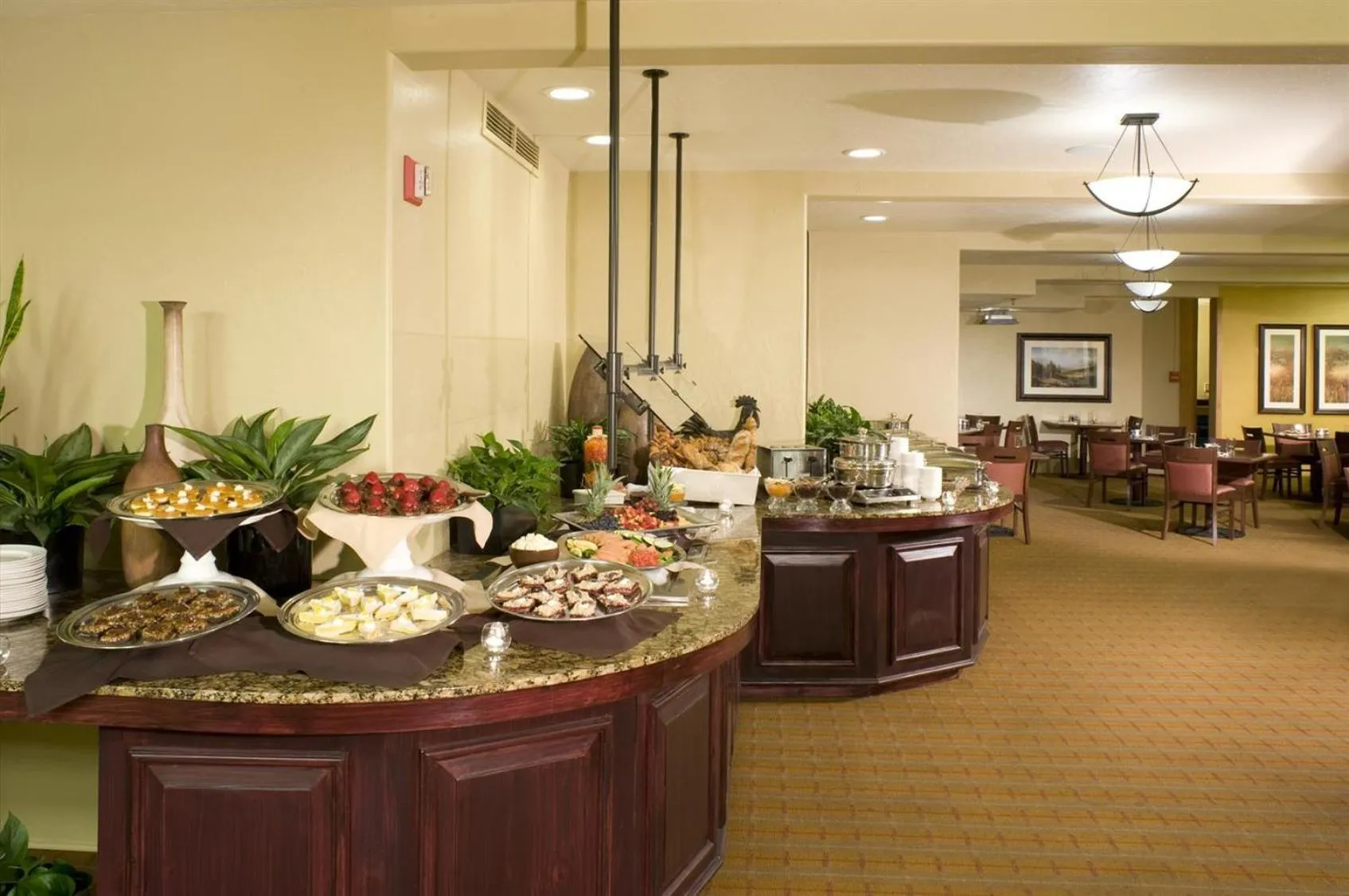 Restaurant/places to eat in Lakeside Village by Vail Resorts