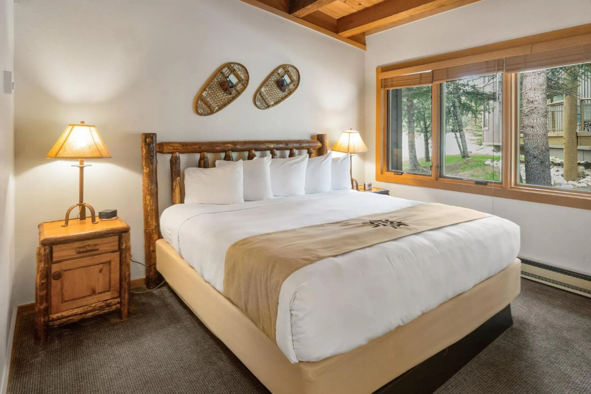 Bedroom, Bed in Evergreen Condominiums by Vail Resorts