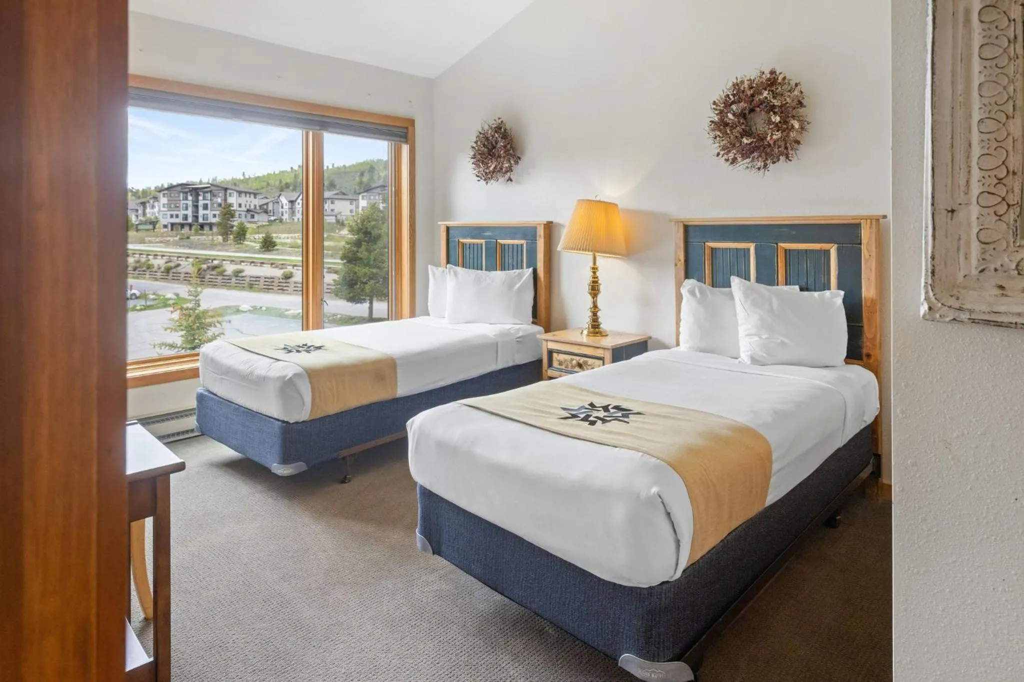 Bedroom, Bed in Evergreen Condominiums by Vail Resorts