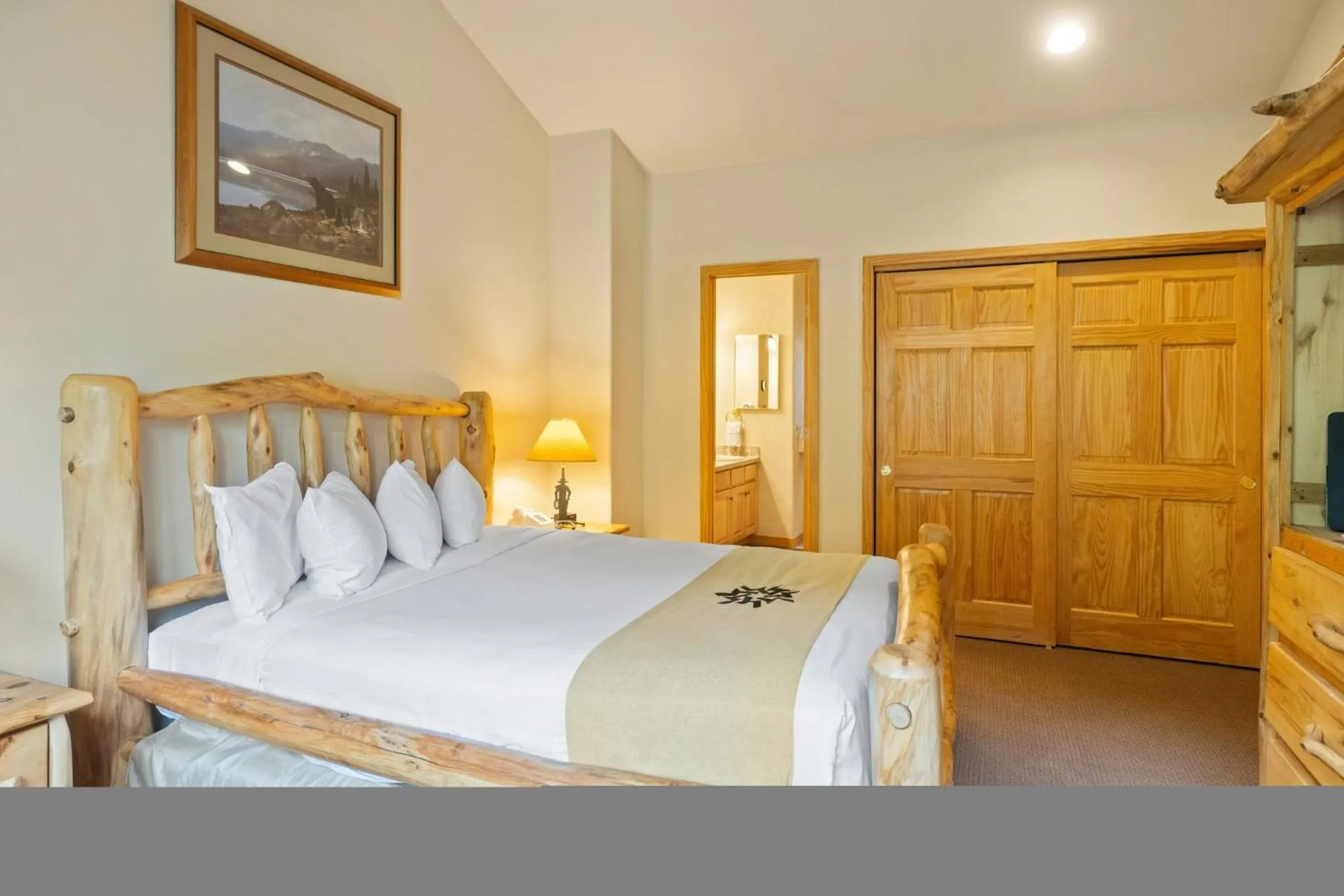 Bedroom, Bed in Forest Condominiums by Vail Resorts