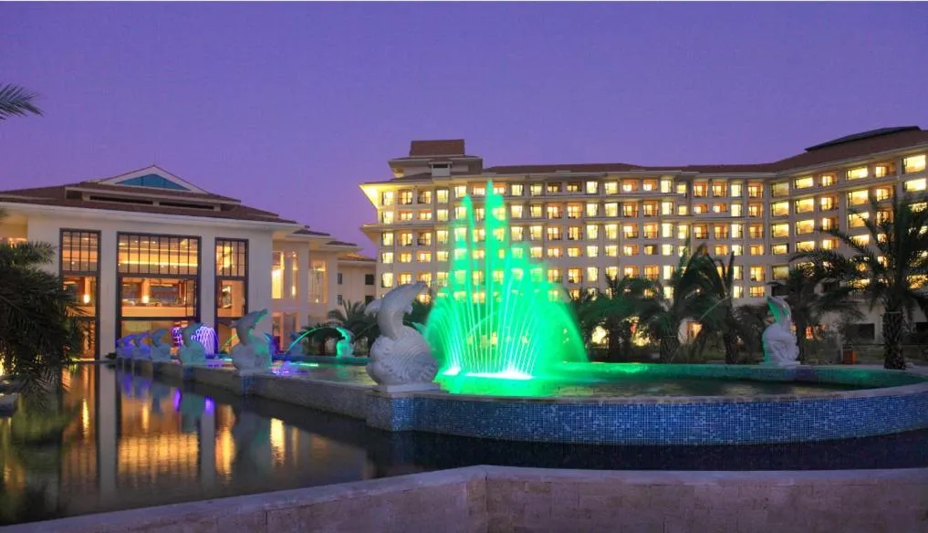 Property building in Huidong Regal Palace Resort