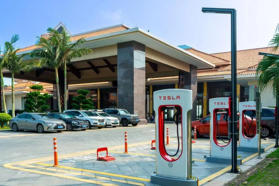 Parking in Huidong Regal Palace Resort