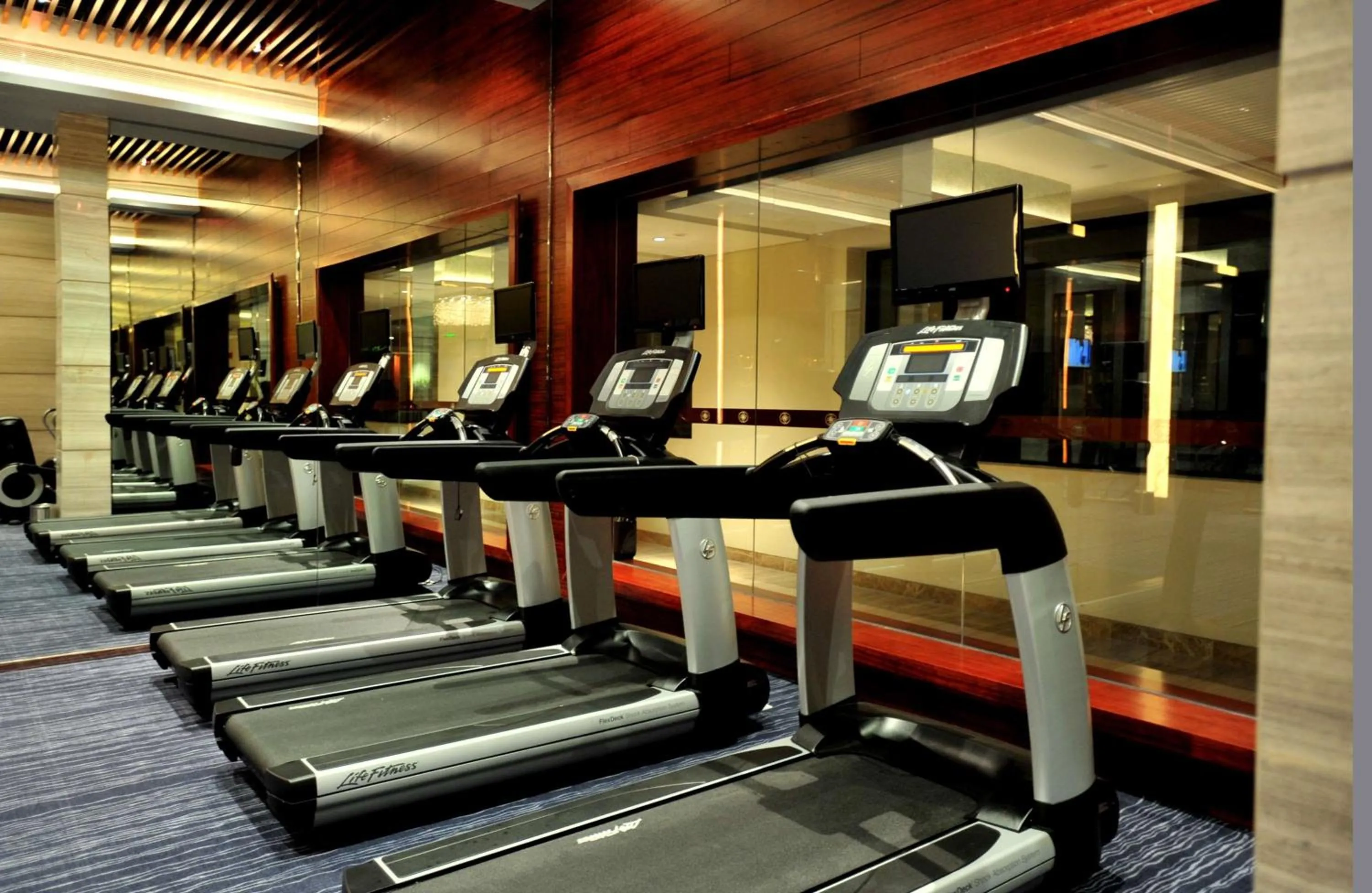 Fitness centre/facilities in Huidong Regal Palace Resort