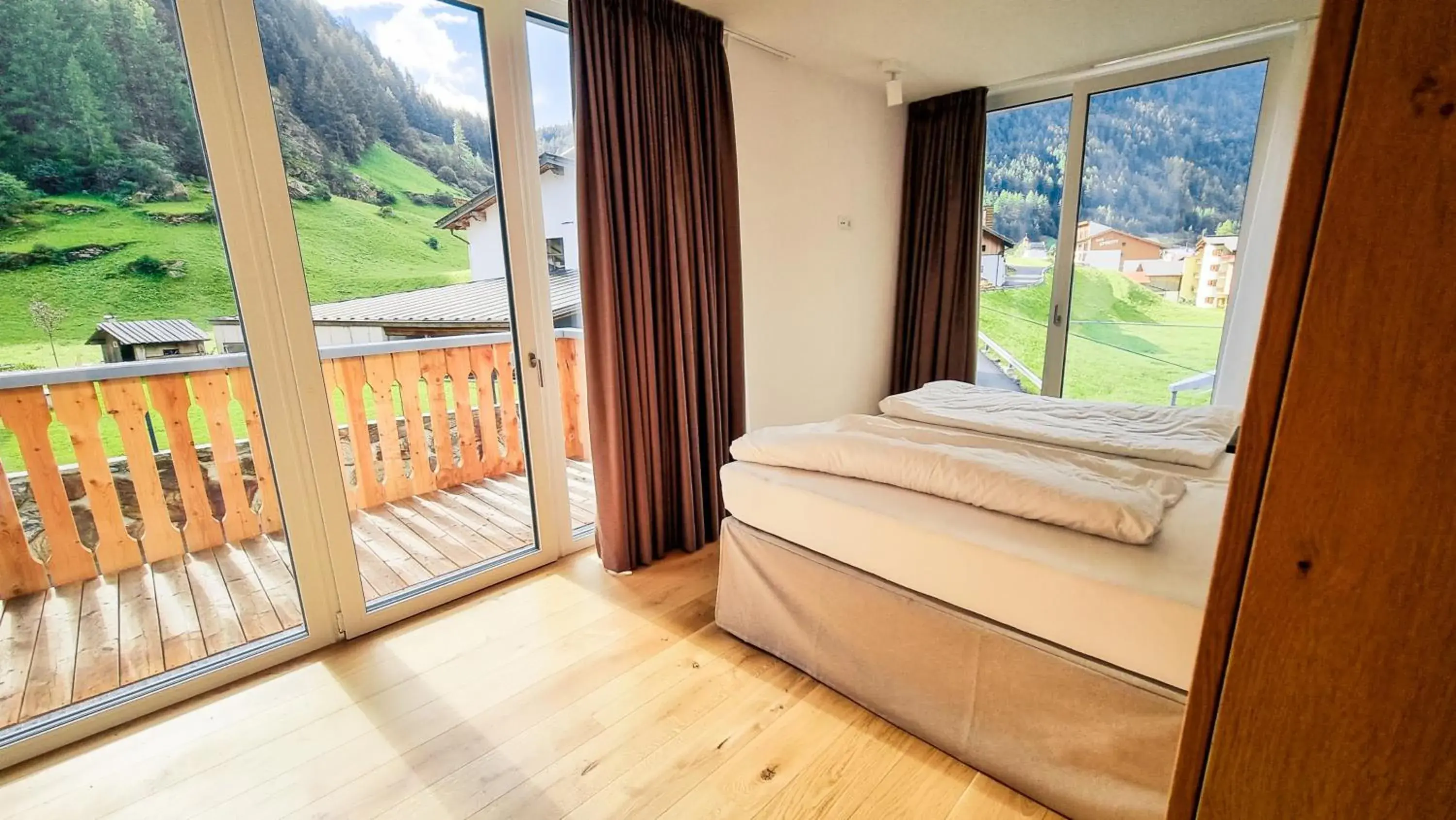 Premium One-Bedroom Apartment with Balcony and Mountain View in All-Suite Resort Zwieselstein - Sölden Premium One-Bedroom Apartment with Balcony and Mountain View in All-Suite Resort Zwieselstein - Sölden