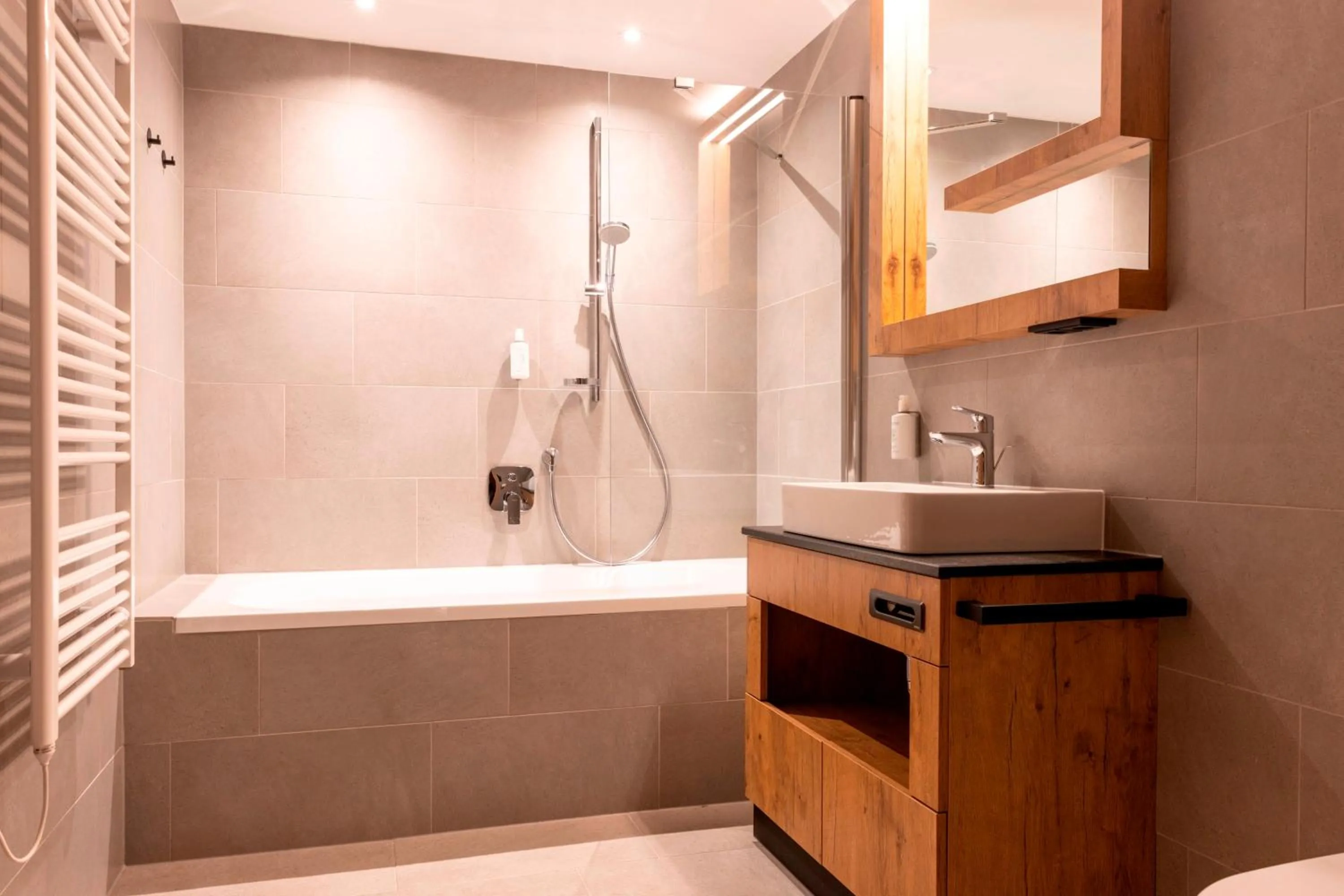 Bathroom in All-Suite Resort Zwieselstein - Sölden