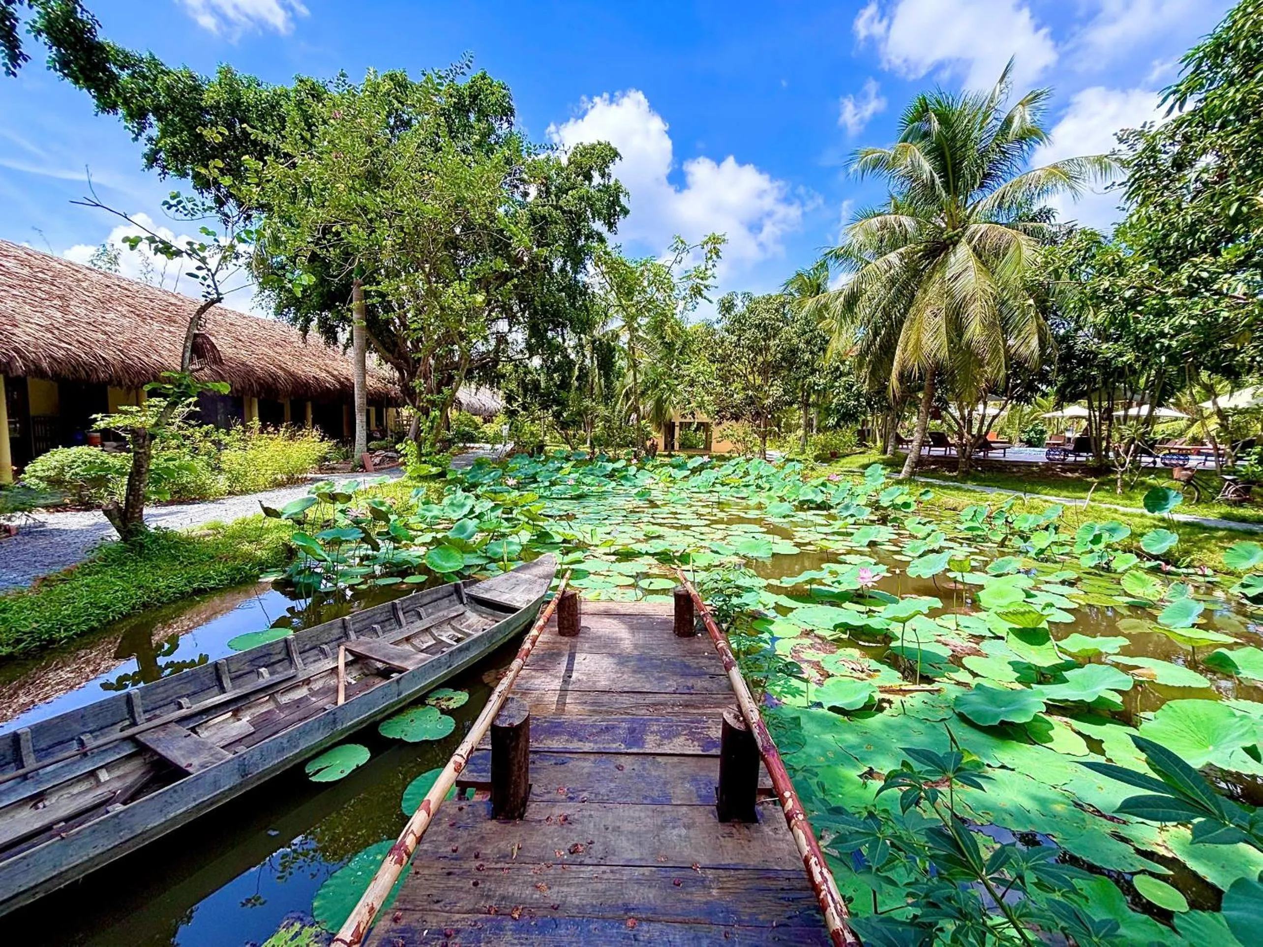 Mango Home Riverside Eco - Resort