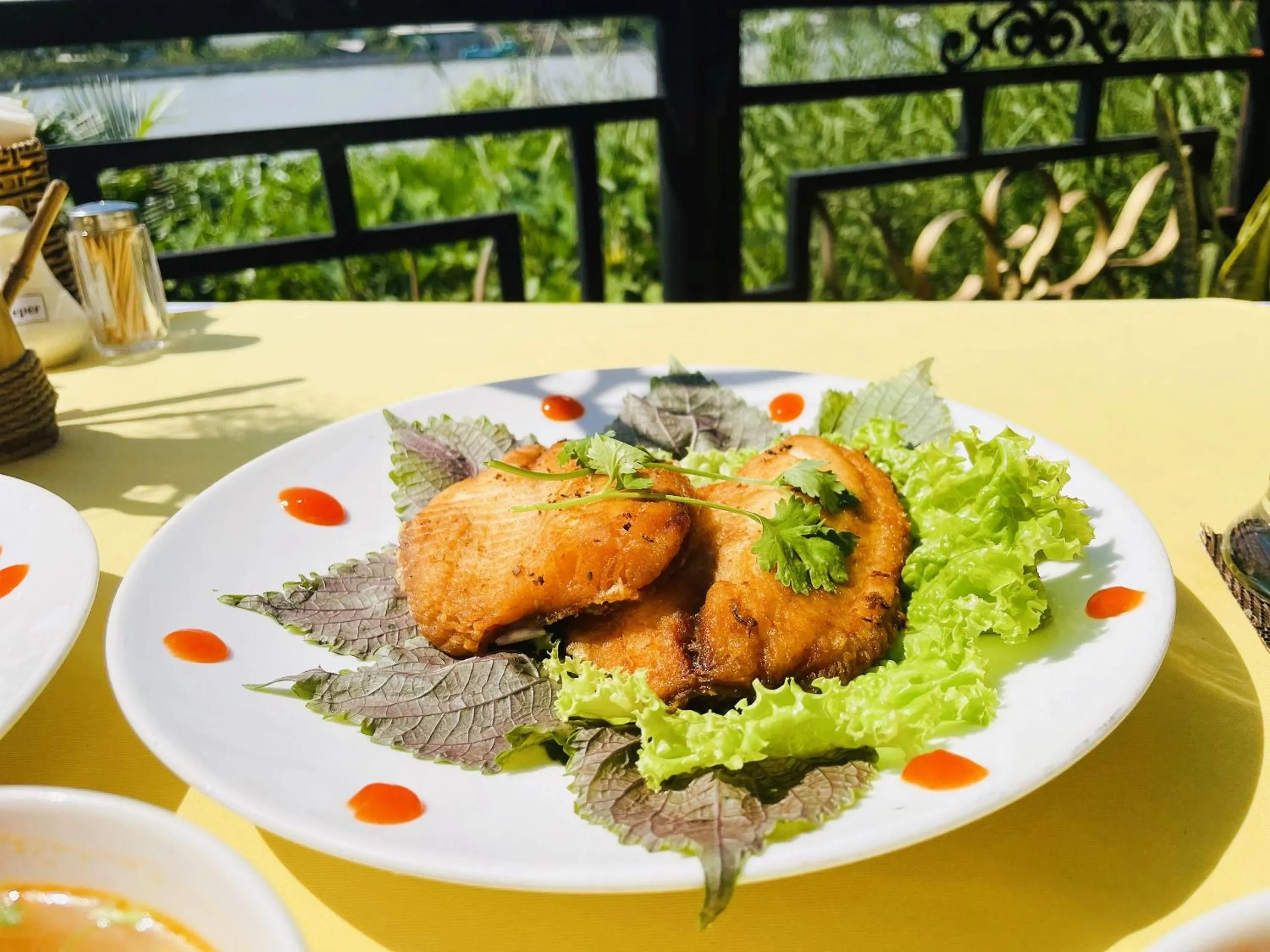 Food in Mango Home Riverside Eco - Resort