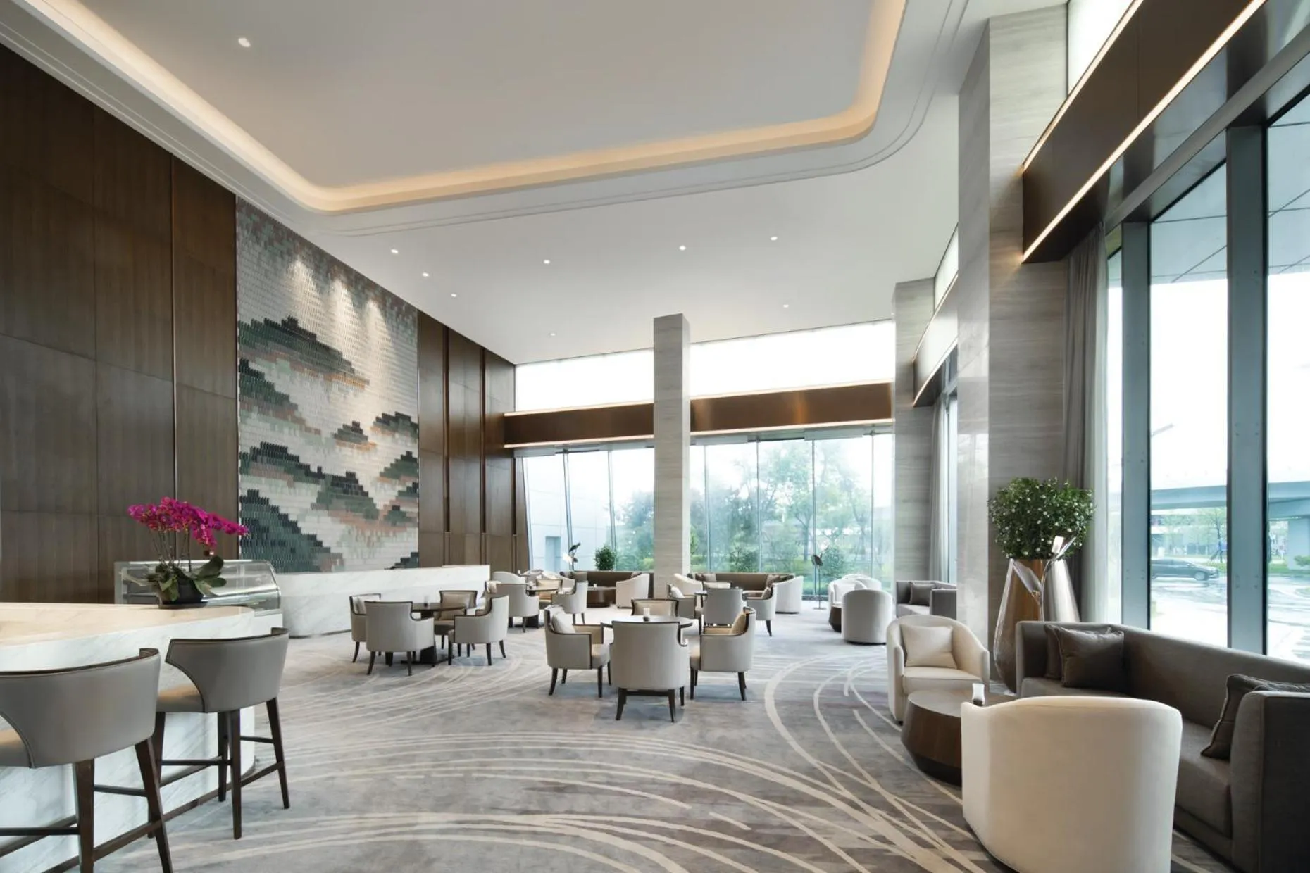Lobby or reception in Grand Barony Qingdao Airport Hotel