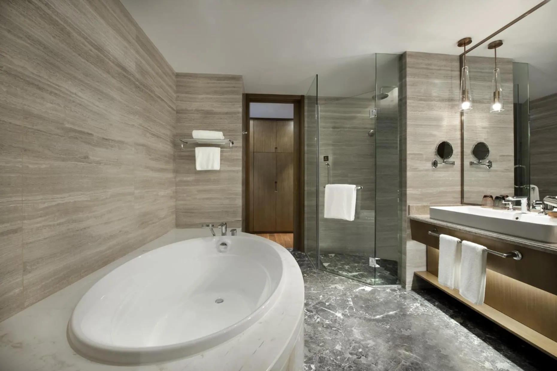 Bathroom in Grand Barony Qingdao Airport Hotel
