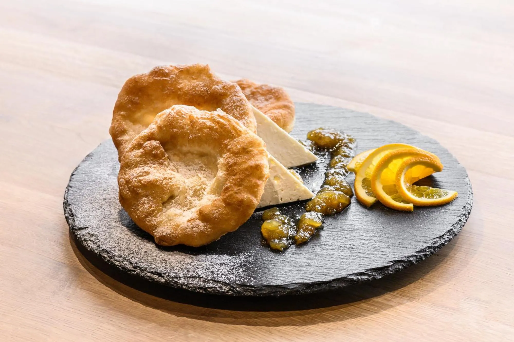 Breakfast in Hotel COTA1110