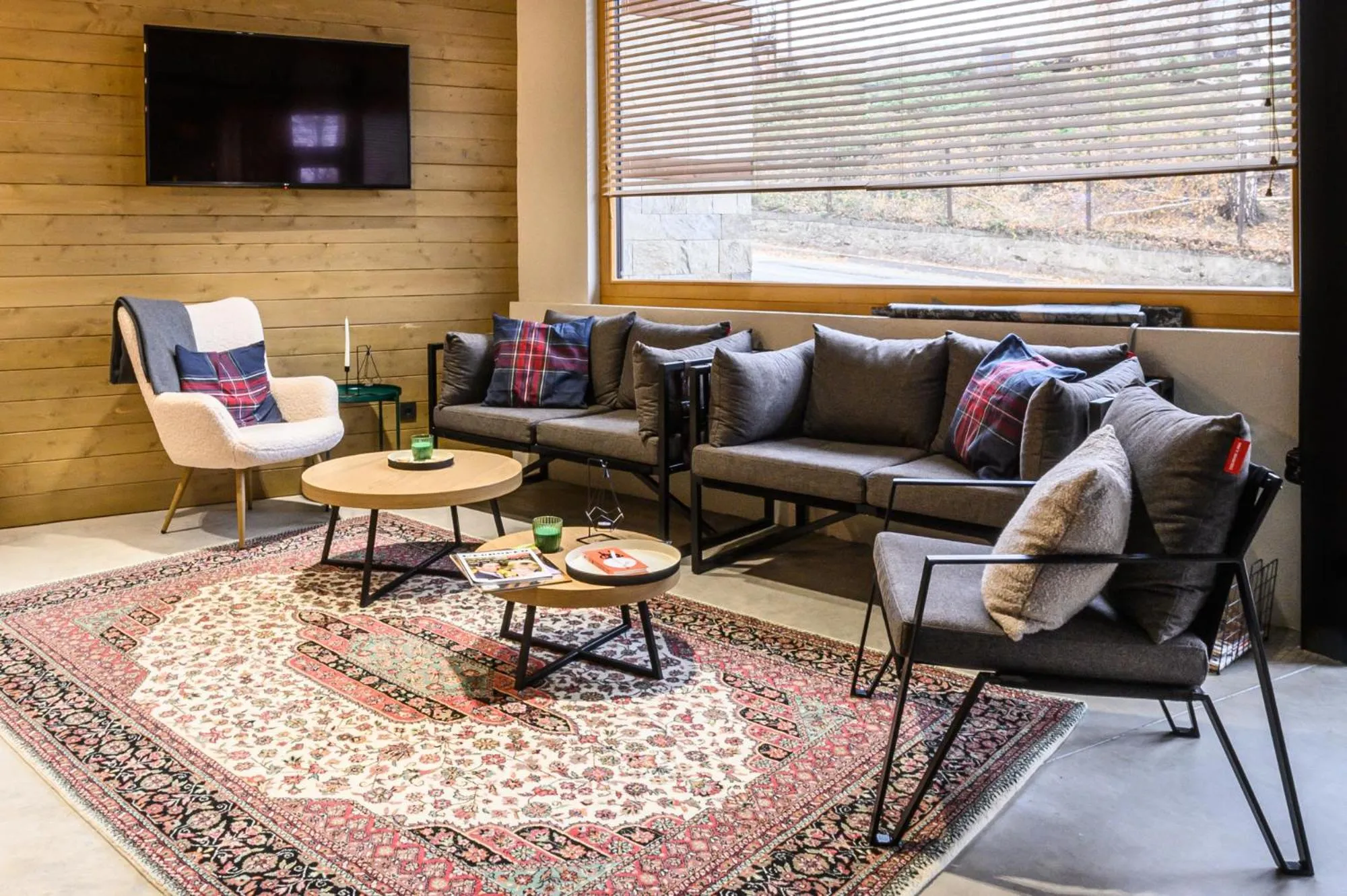 Lobby or reception in Hotel COTA1110