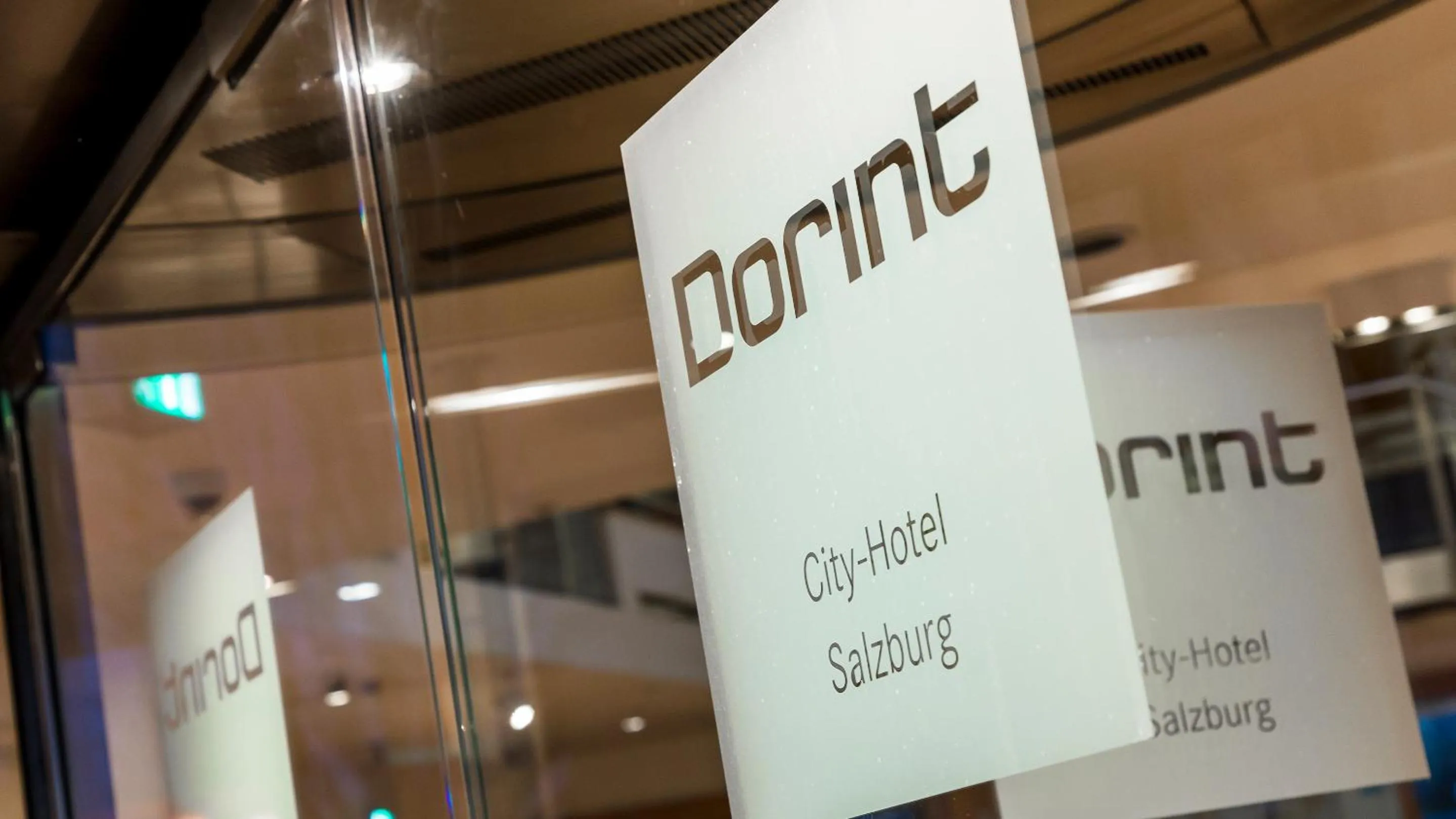 Logo/Certificate/Sign in Dorint City-Hotel Salzburg