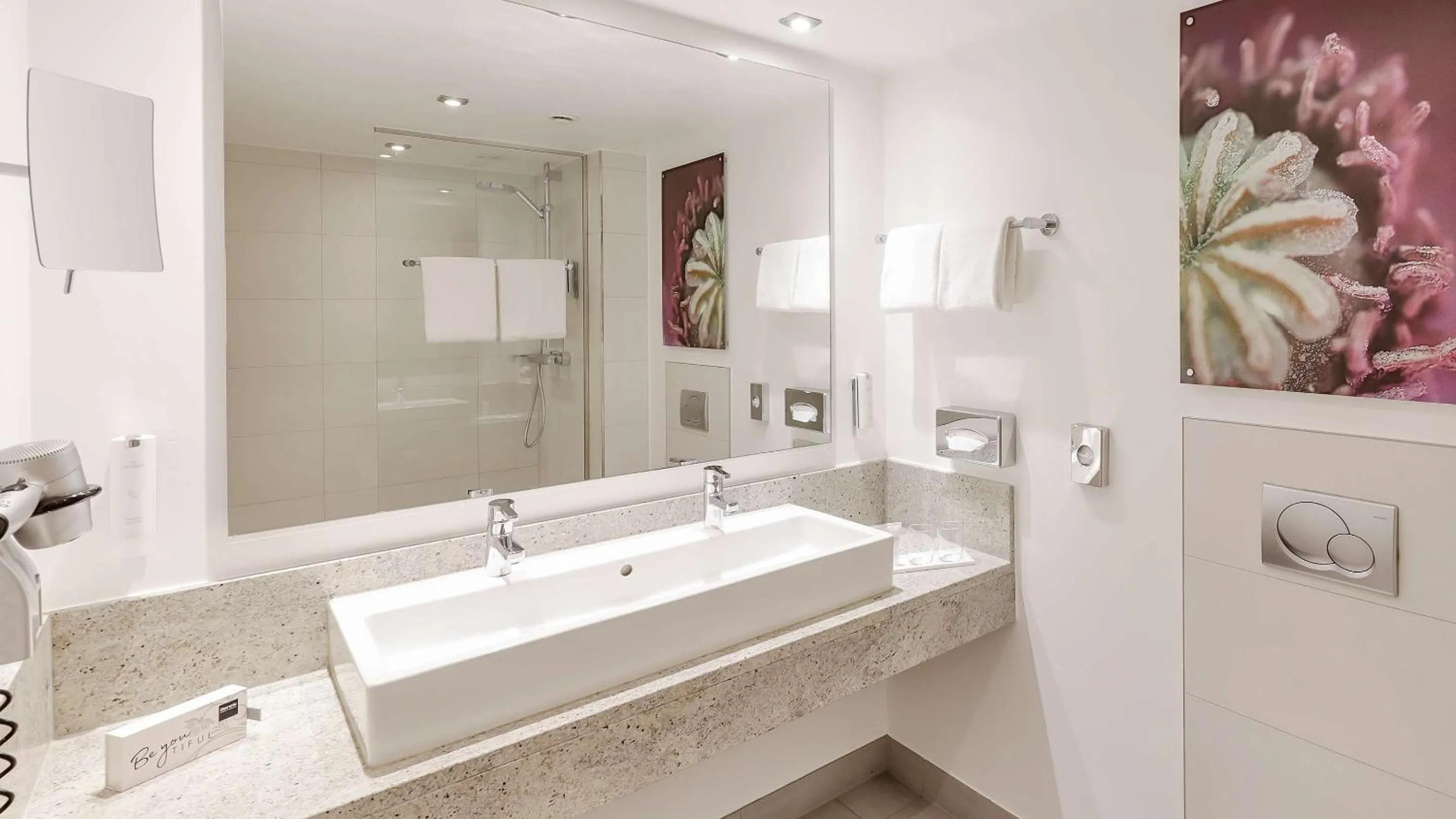 Bathroom in Dorint City-Hotel Salzburg