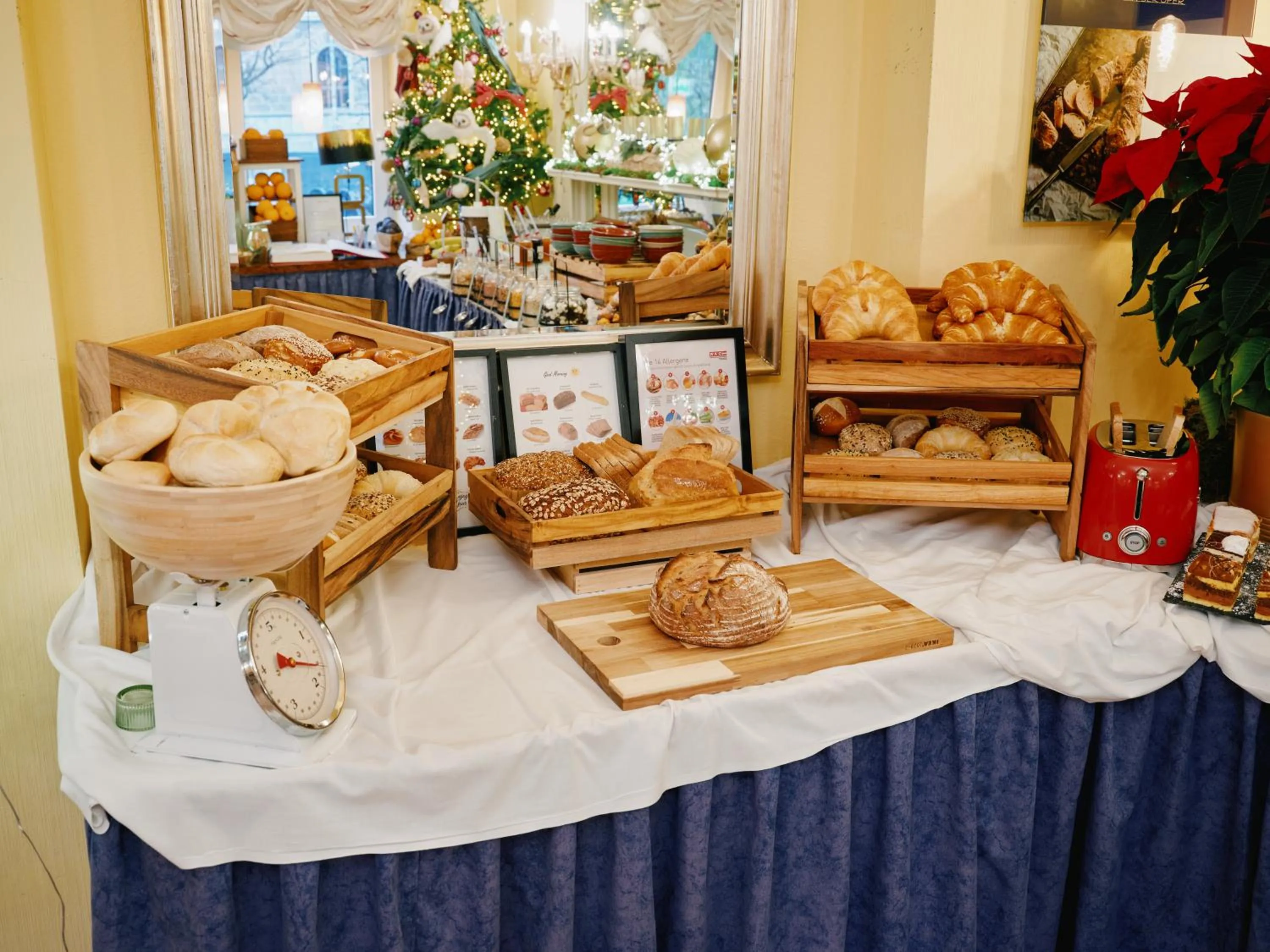 Buffet breakfast in Hotel Secession an der Oper