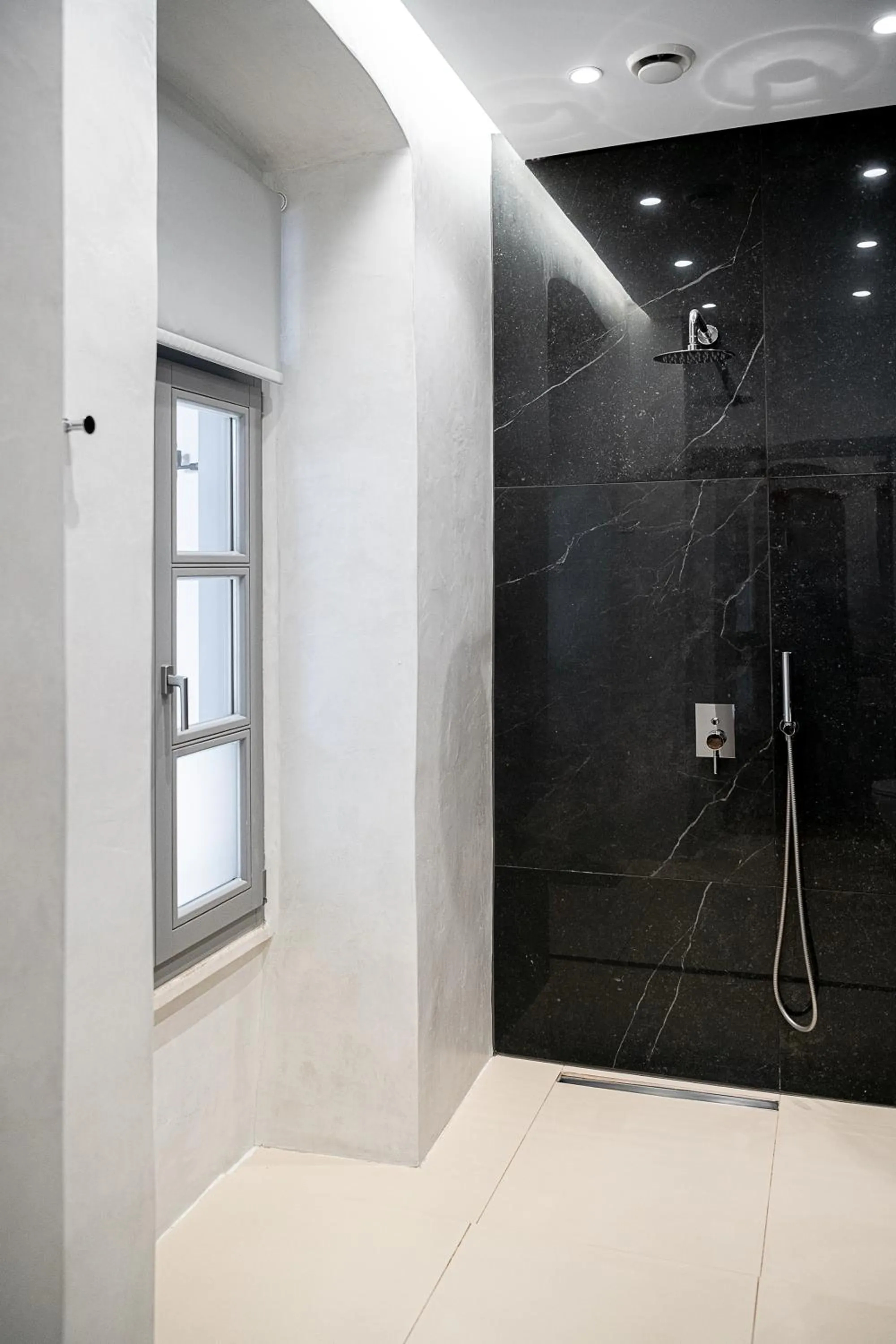 Shower in Malmo Historic Hotel