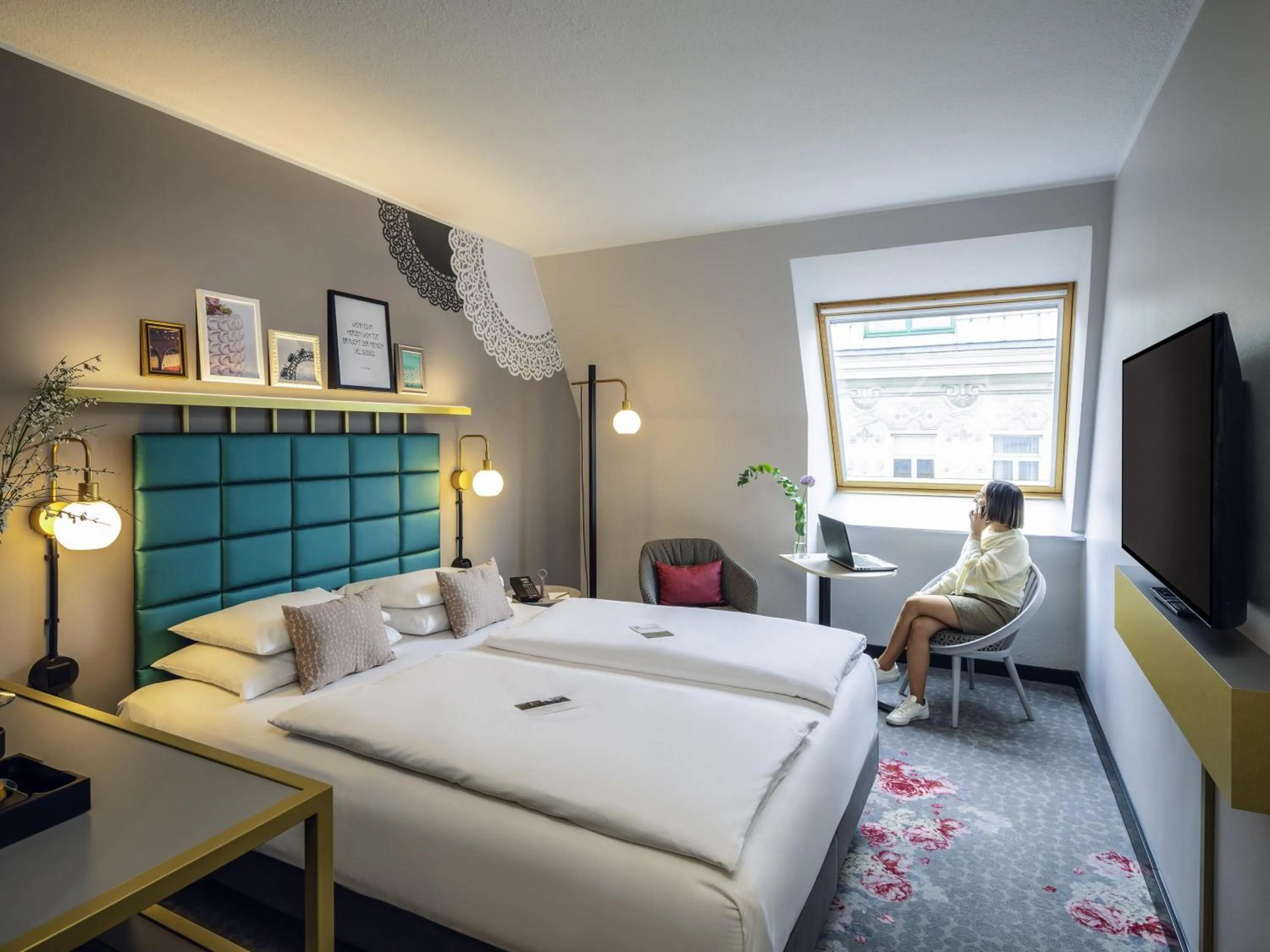 Property building, Bed in Mercure Wien Zentrum
