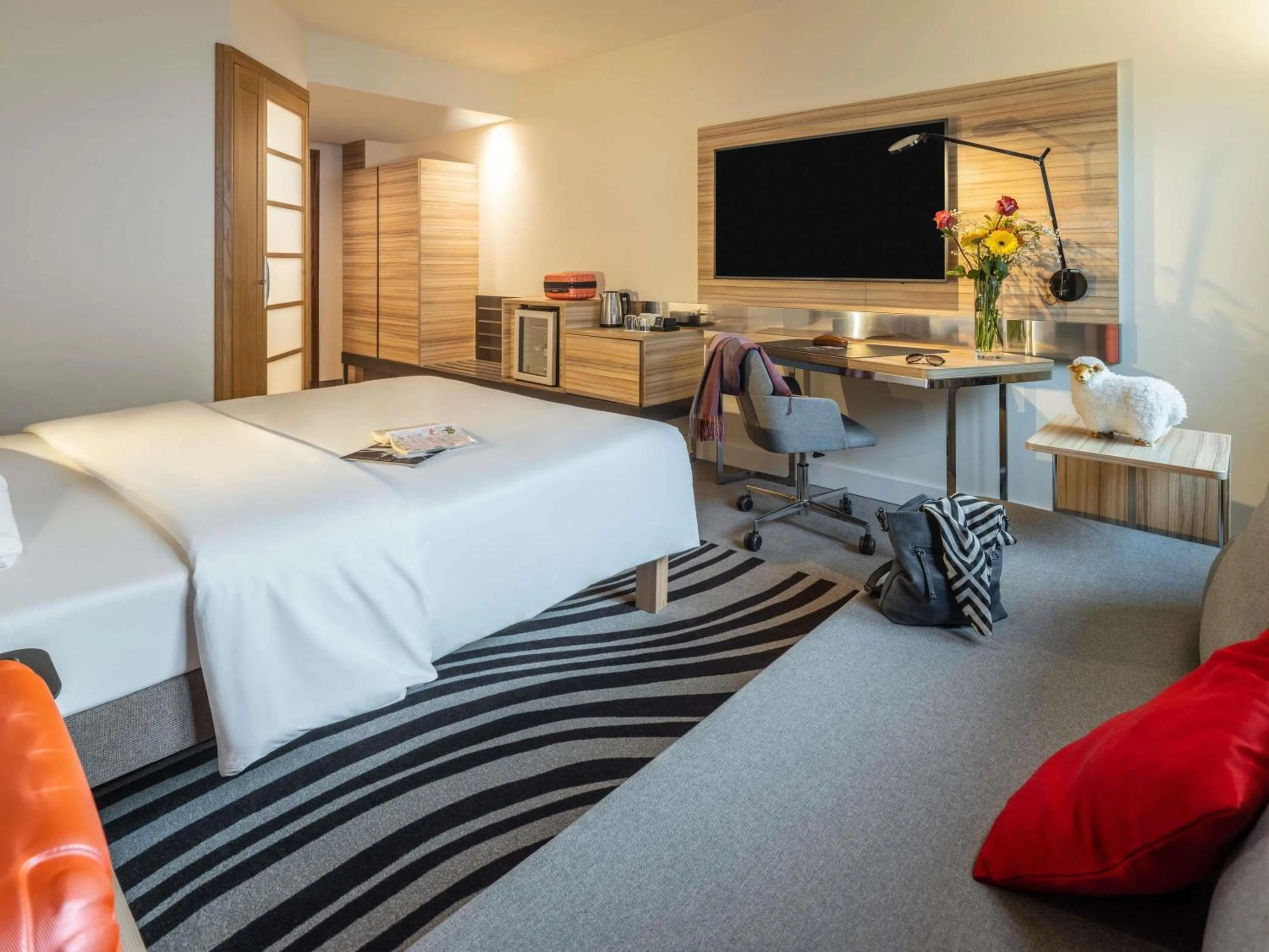 Bedroom, Bed in Novotel Wien City