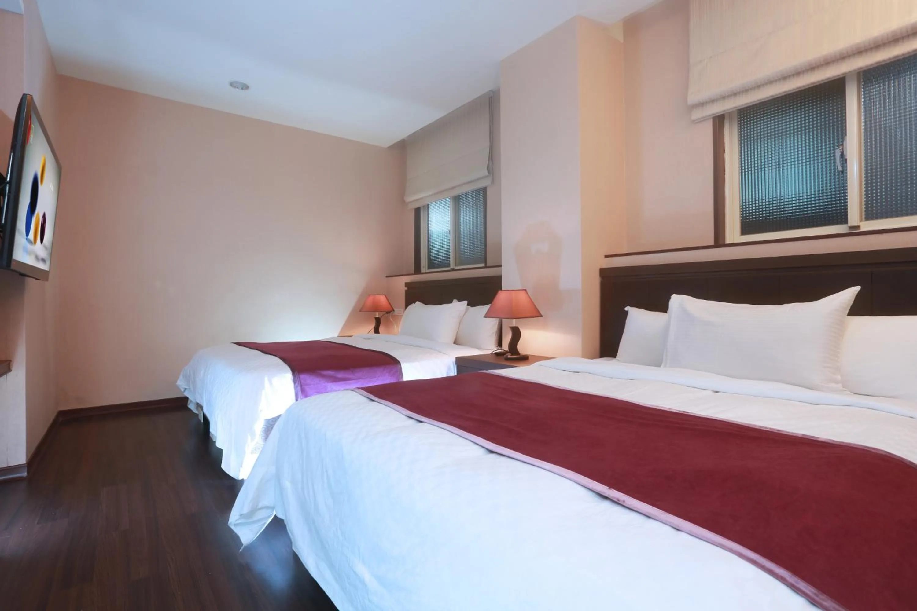 Bedroom, Bed in King Town Hotel