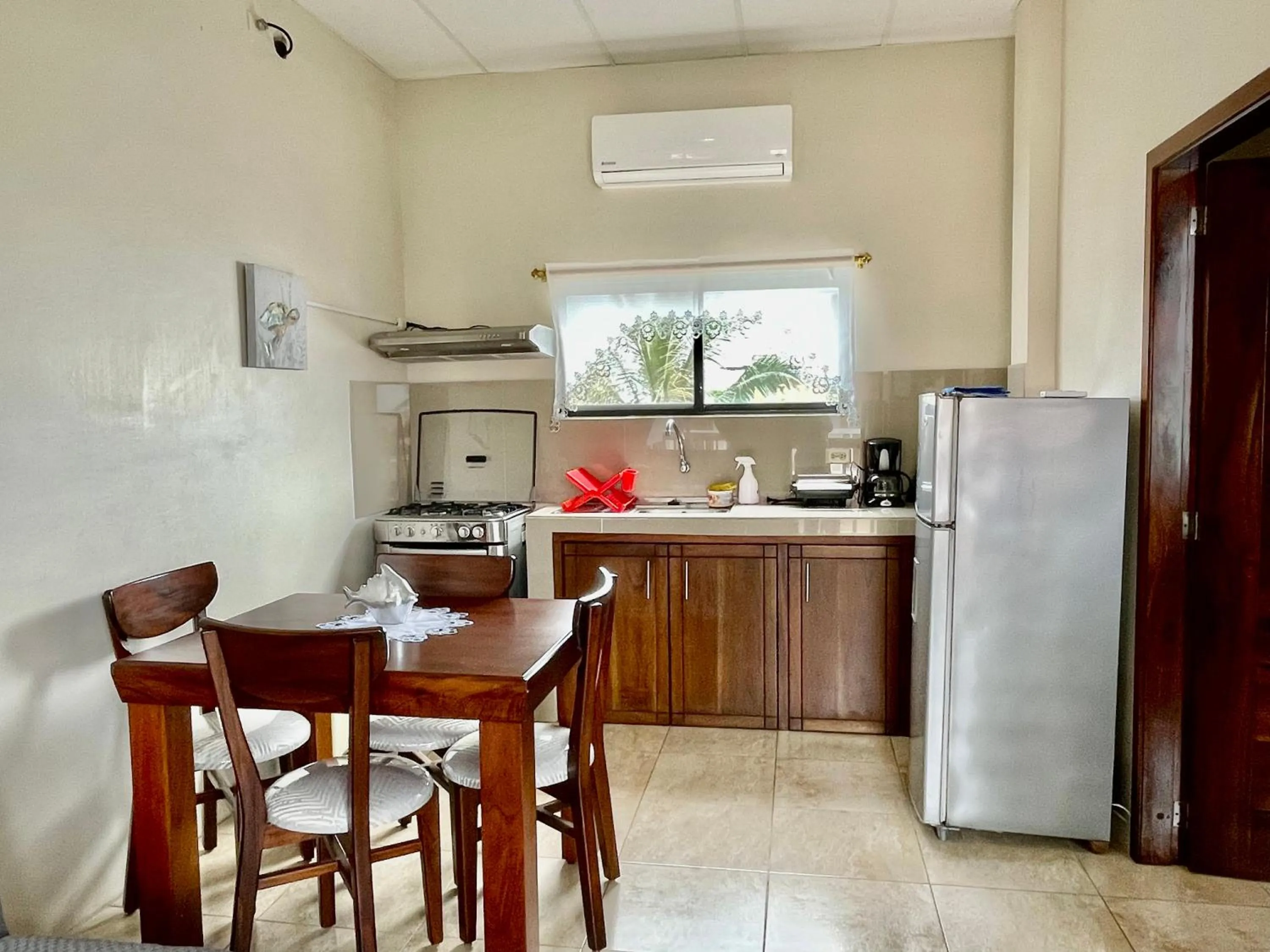 Kitchen or kitchenette in Apartahotel Casa Soleil