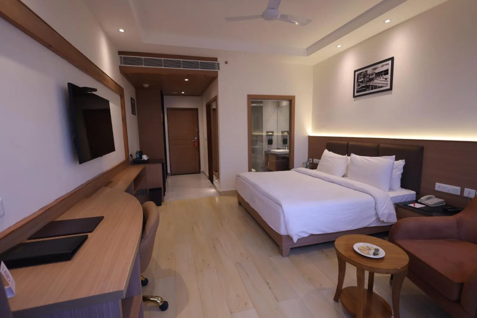 Bed in Ramada by Wyndham Mussoorie Mall Road
