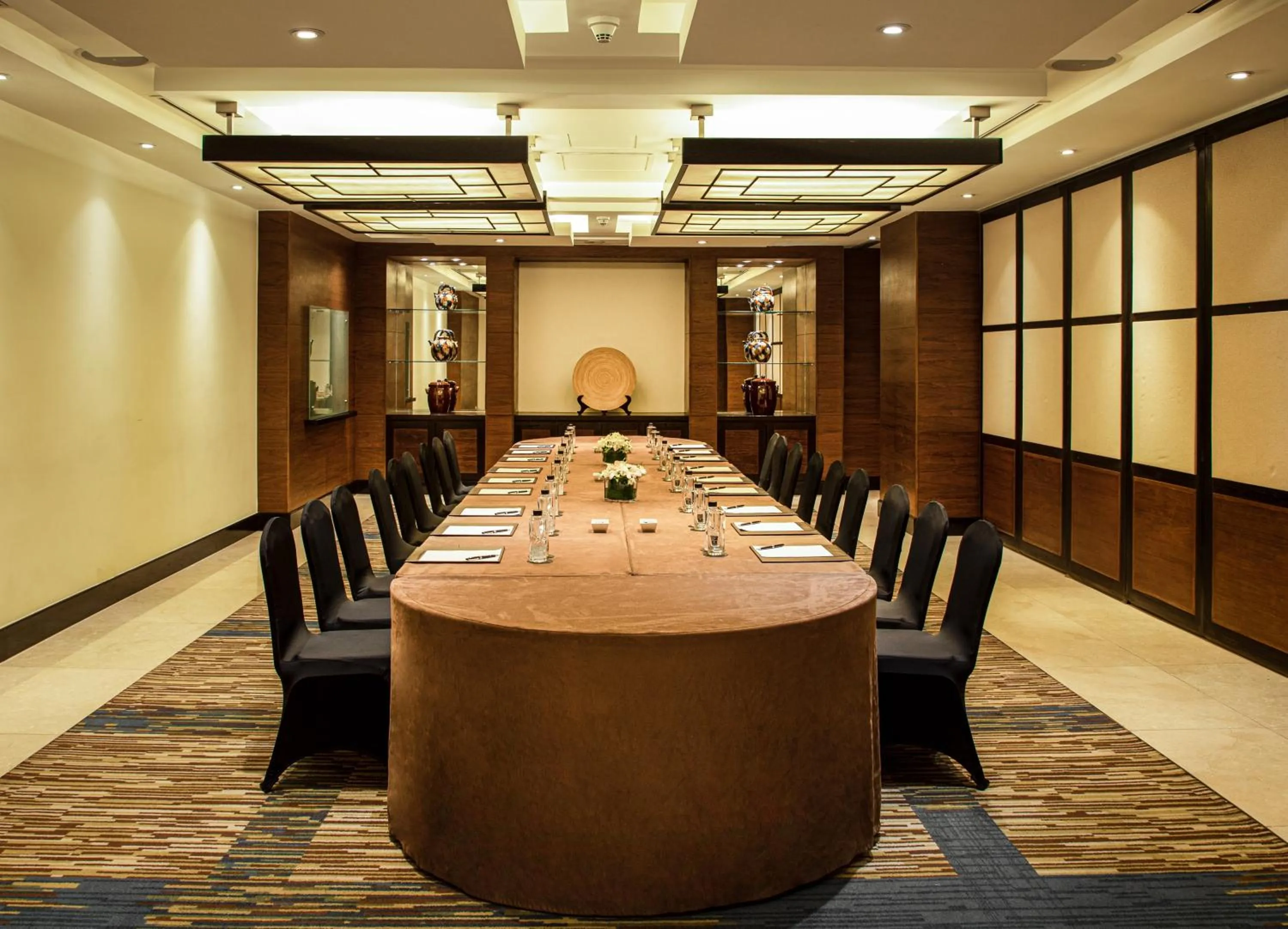 Meeting/conference room in InterContinental Hanoi Westlake by IHG