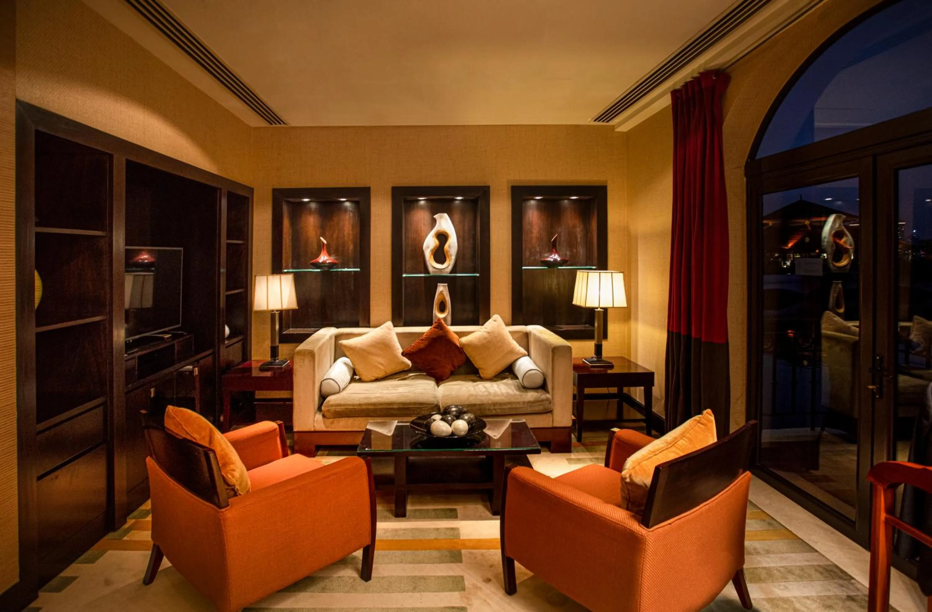 Lounge or bar in InterContinental Hanoi Westlake by IHG