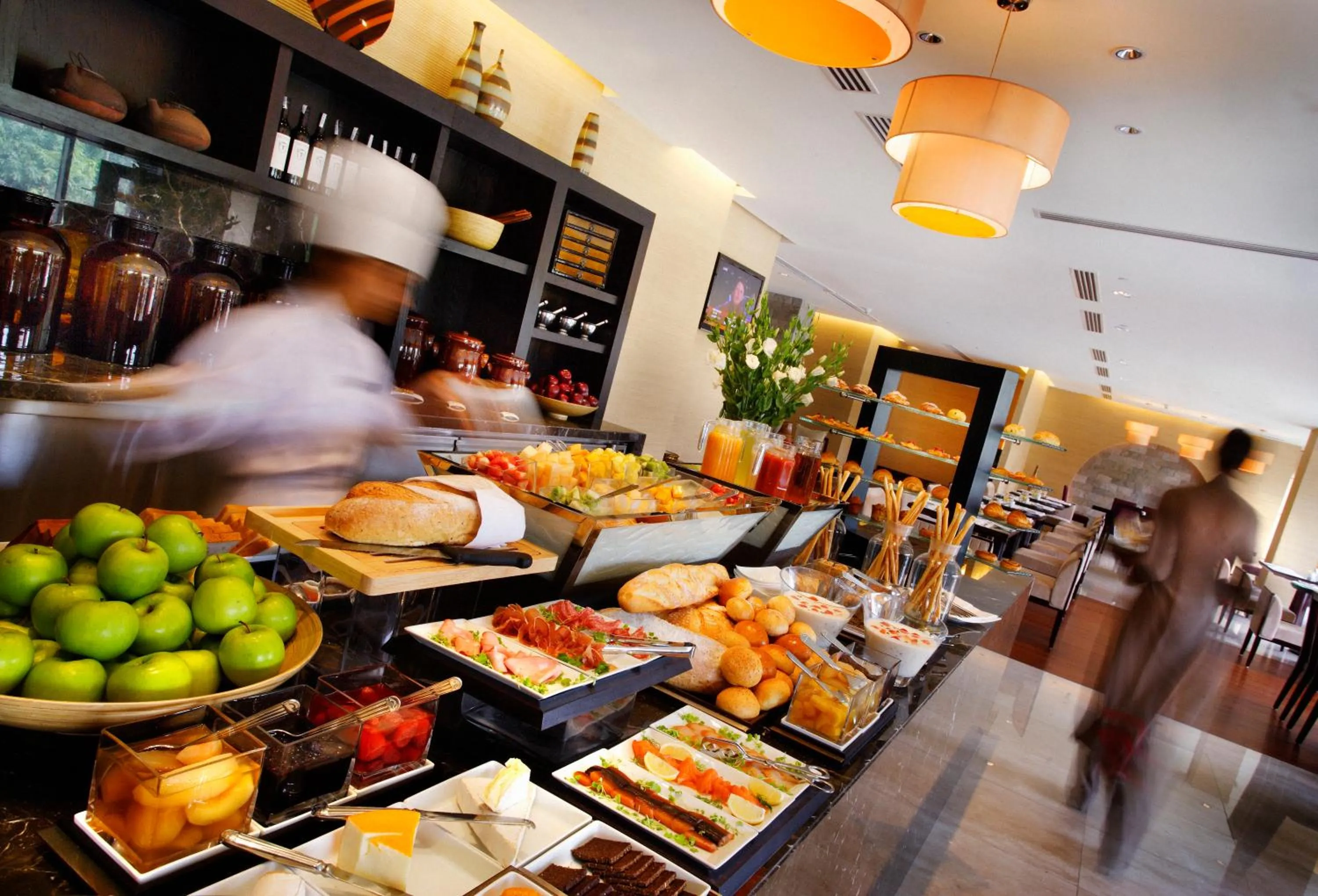 Restaurant/places to eat in InterContinental Hanoi Westlake by IHG