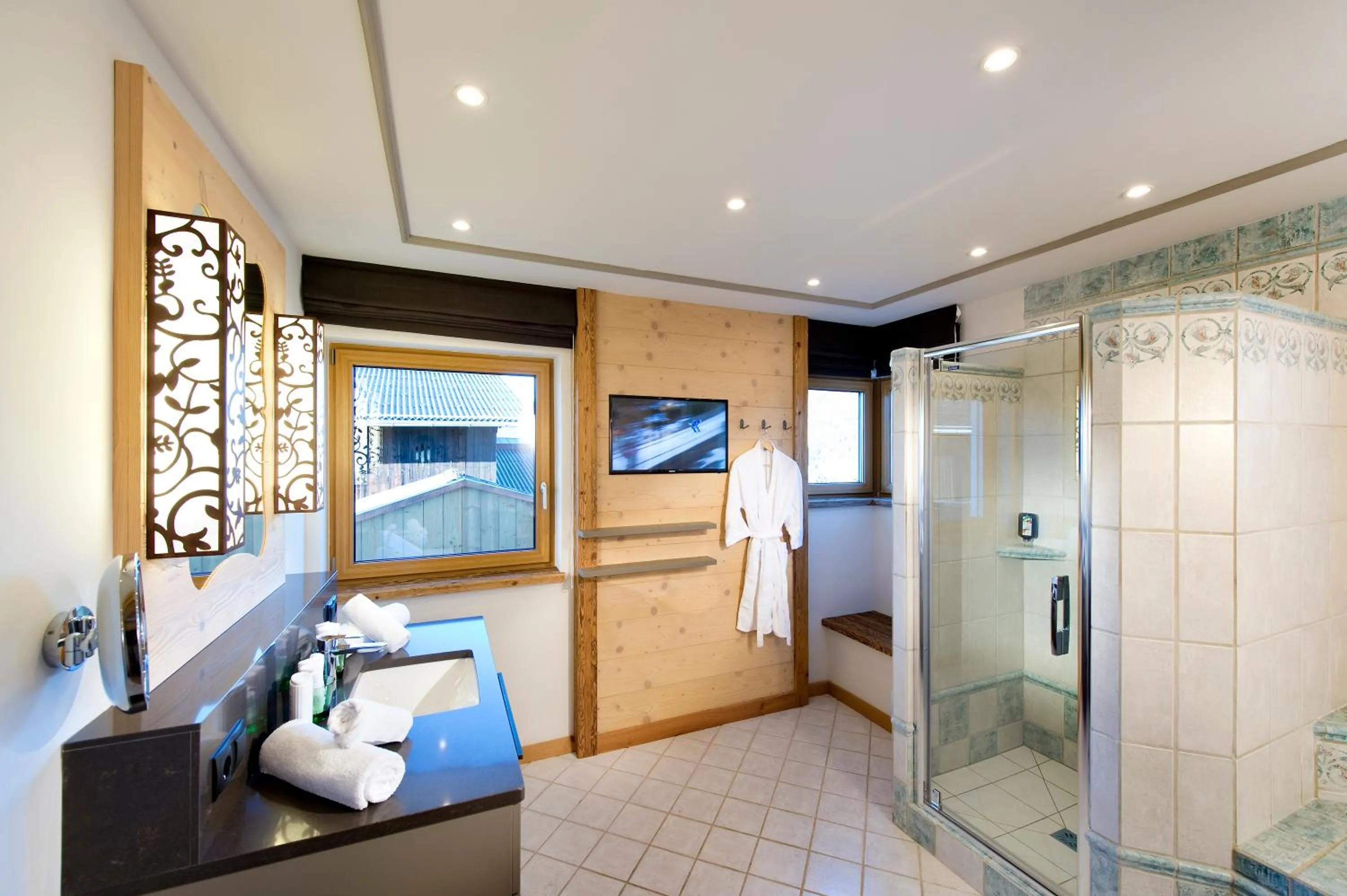 Shower in Hotel Winterbauer