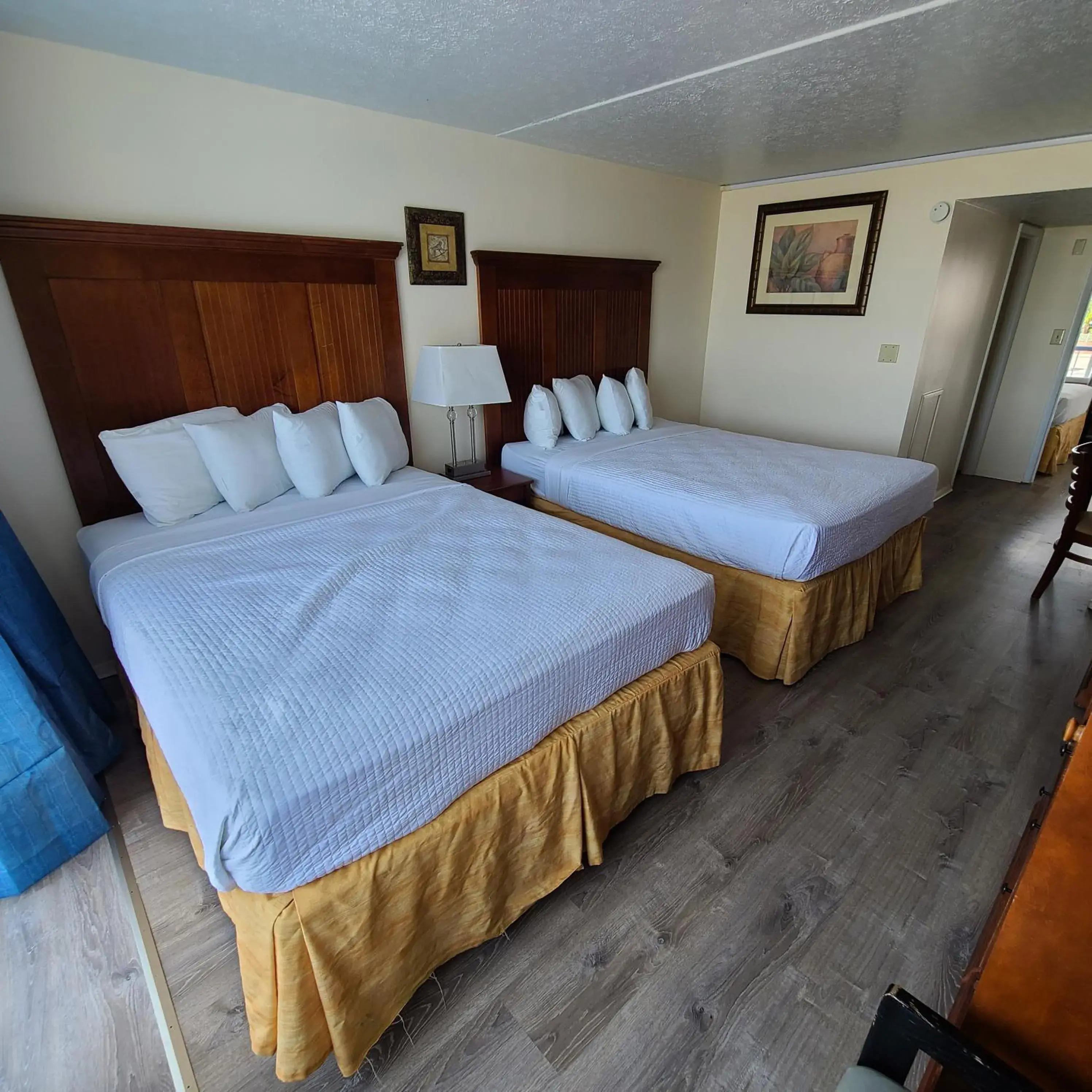 Standard Double Room in Oceanfront Twilight Surf Hotel Standard Double Room in Oceanfront Twilight Surf Hotel