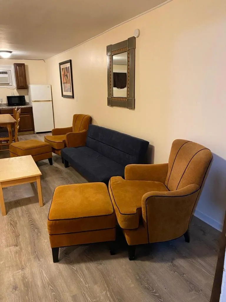 Oceanfront Twilight Surf Hotel